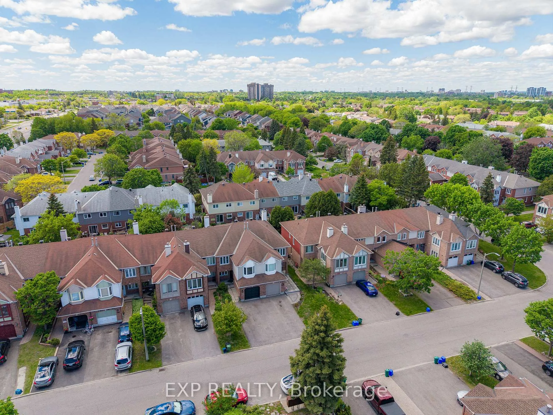 Photo 31 of 186 Southport Drive, Ottawa, Hunt Club Park/Greenboro — HOMEH