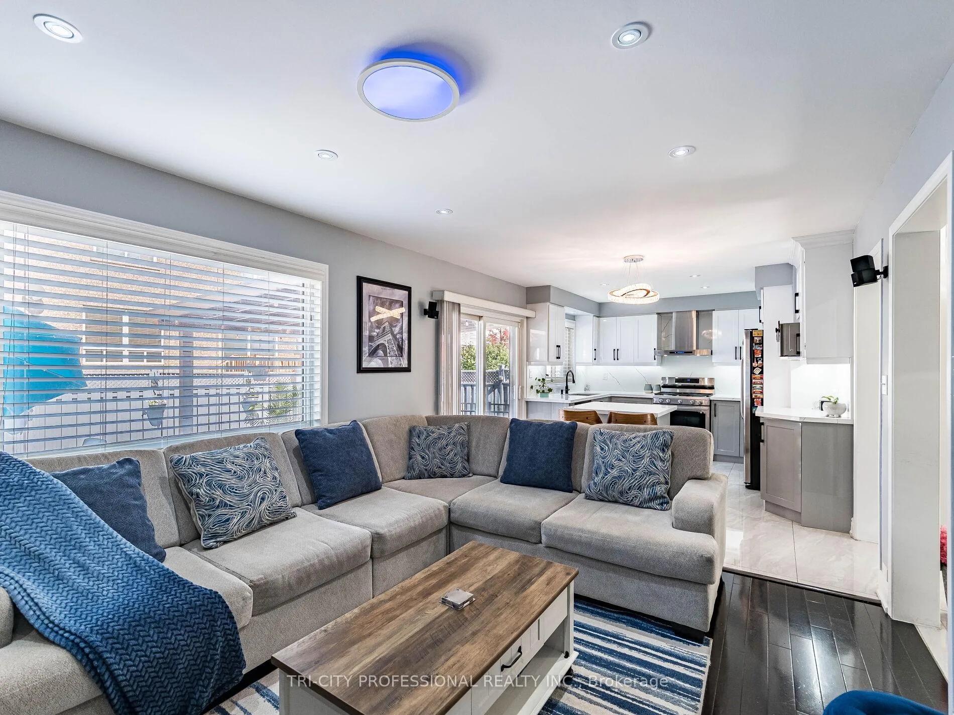 Photo 13 of 18 Sugarhill Drive, Brampton, Fletcher's Meadow — HOMEH