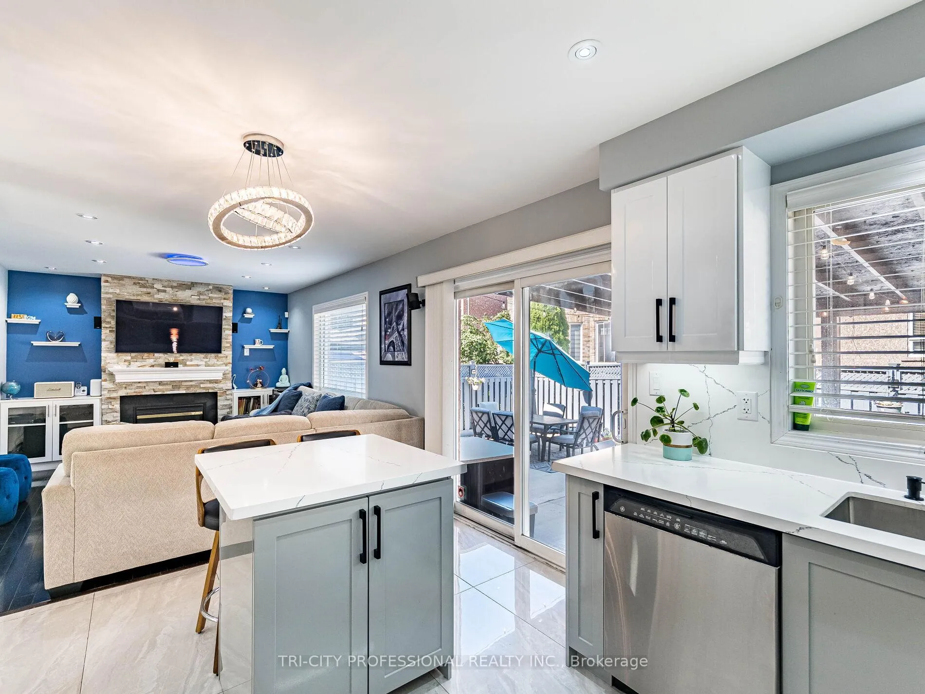 Photo 17 of 18 Sugarhill Drive, Brampton, Fletcher's Meadow — HOMEH