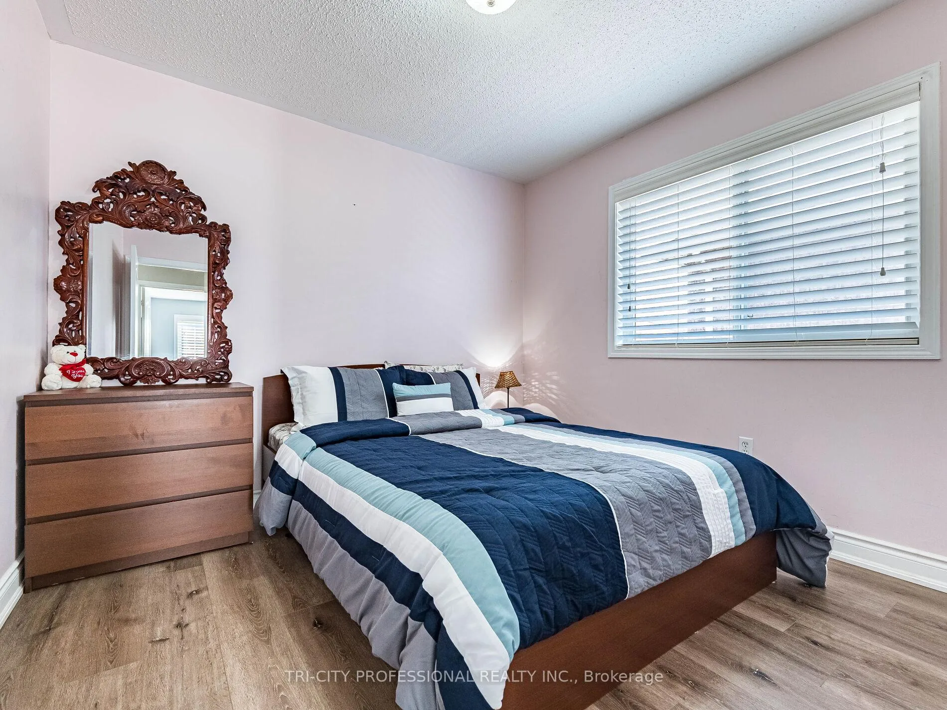 Photo 28 of 18 Sugarhill Drive, Brampton, Fletcher's Meadow — HOMEH