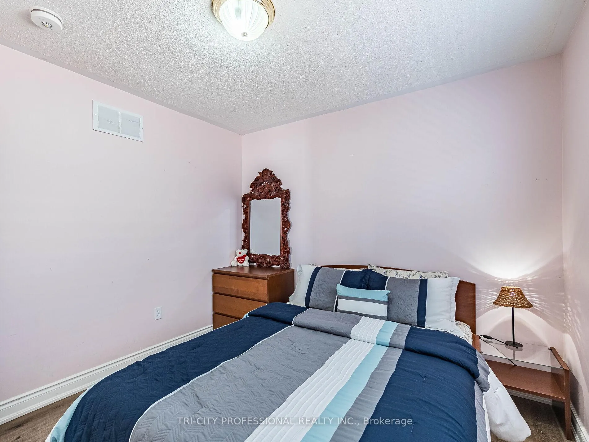 Photo 29 of 18 Sugarhill Drive, Brampton, Fletcher's Meadow — HOMEH