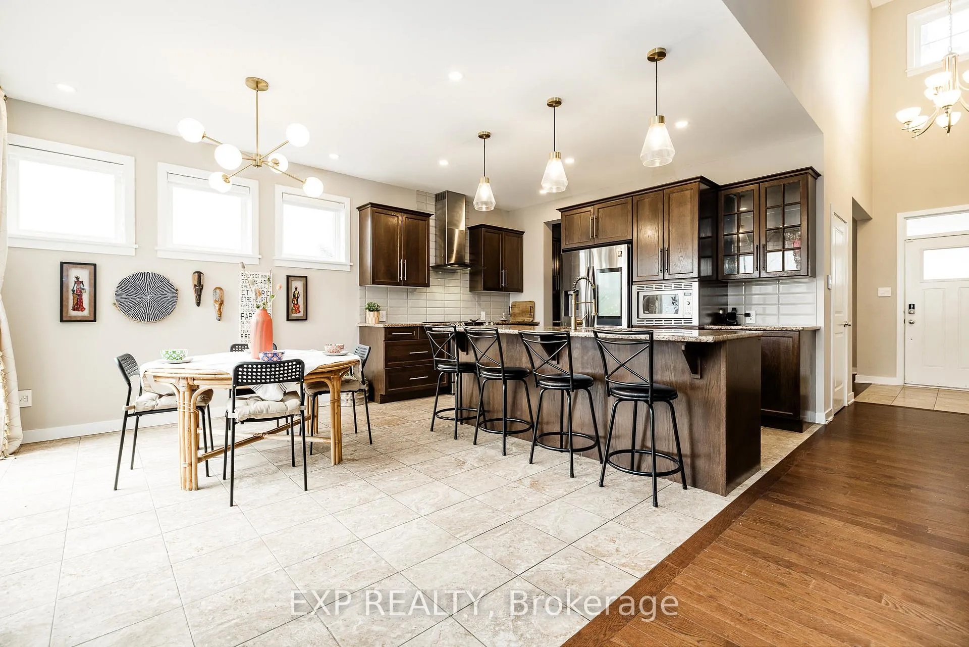 Photo 10 of 119 Riddell Street, Carleton Place — HOMEH