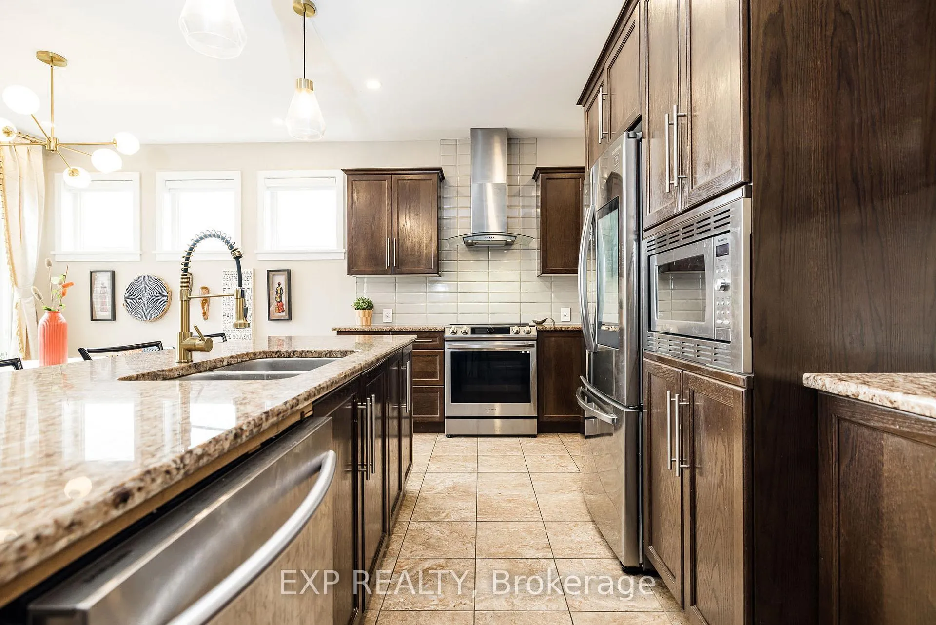 Photo 16 of 119 Riddell Street, Carleton Place — HOMEH