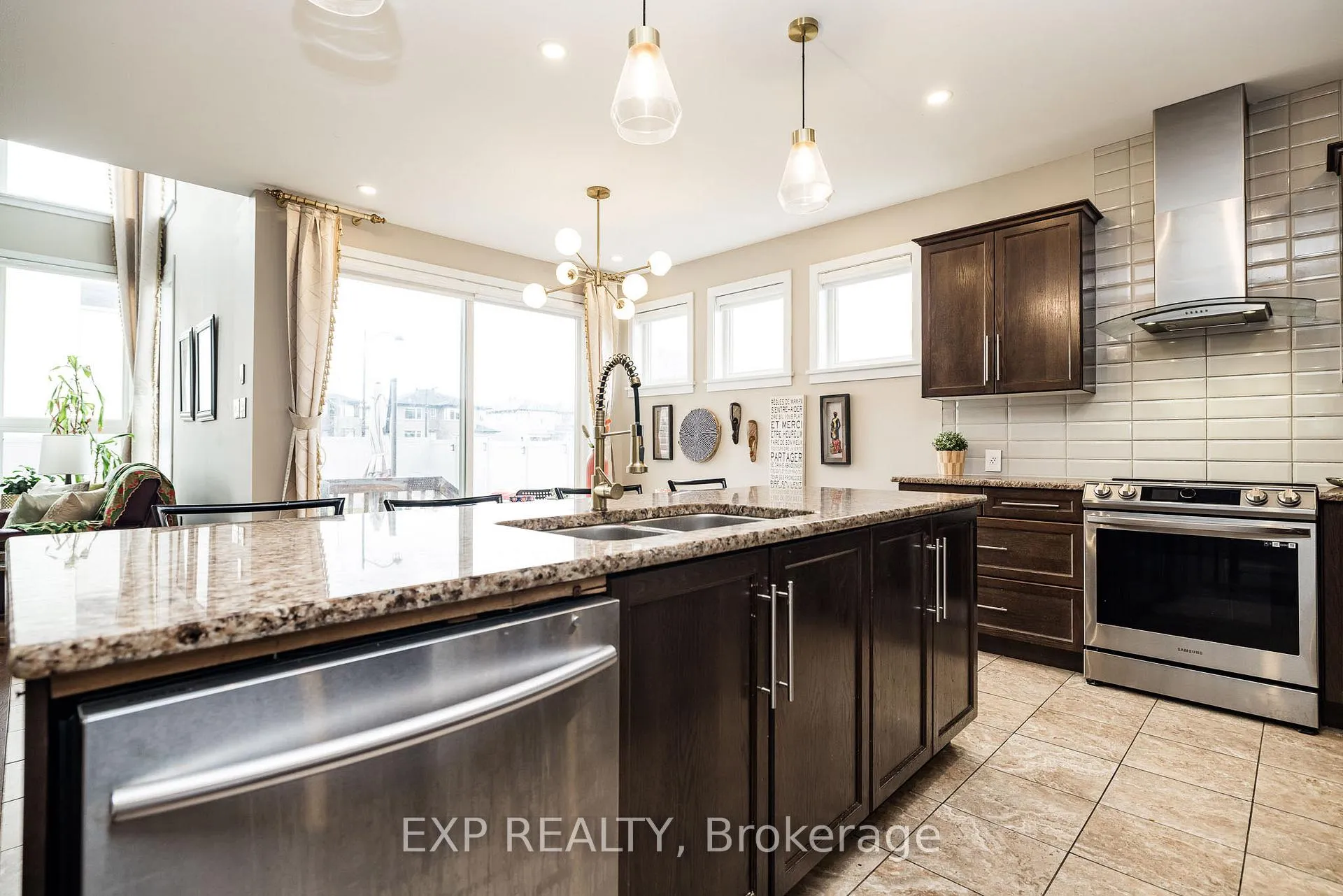 Photo 14 of 119 Riddell Street, Carleton Place — HOMEH
