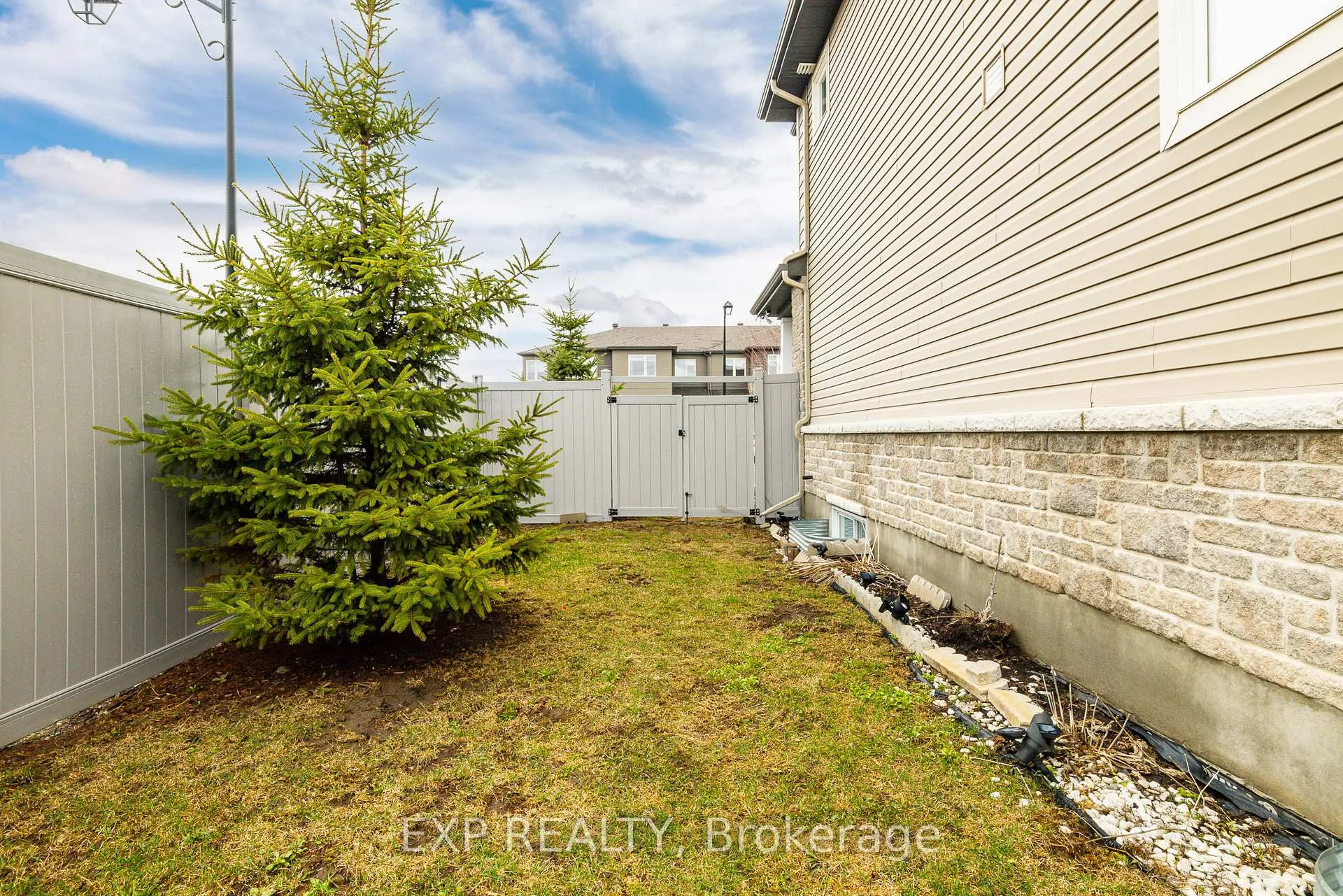 Photo 51 of 119 Riddell Street, Carleton Place — HOMEH