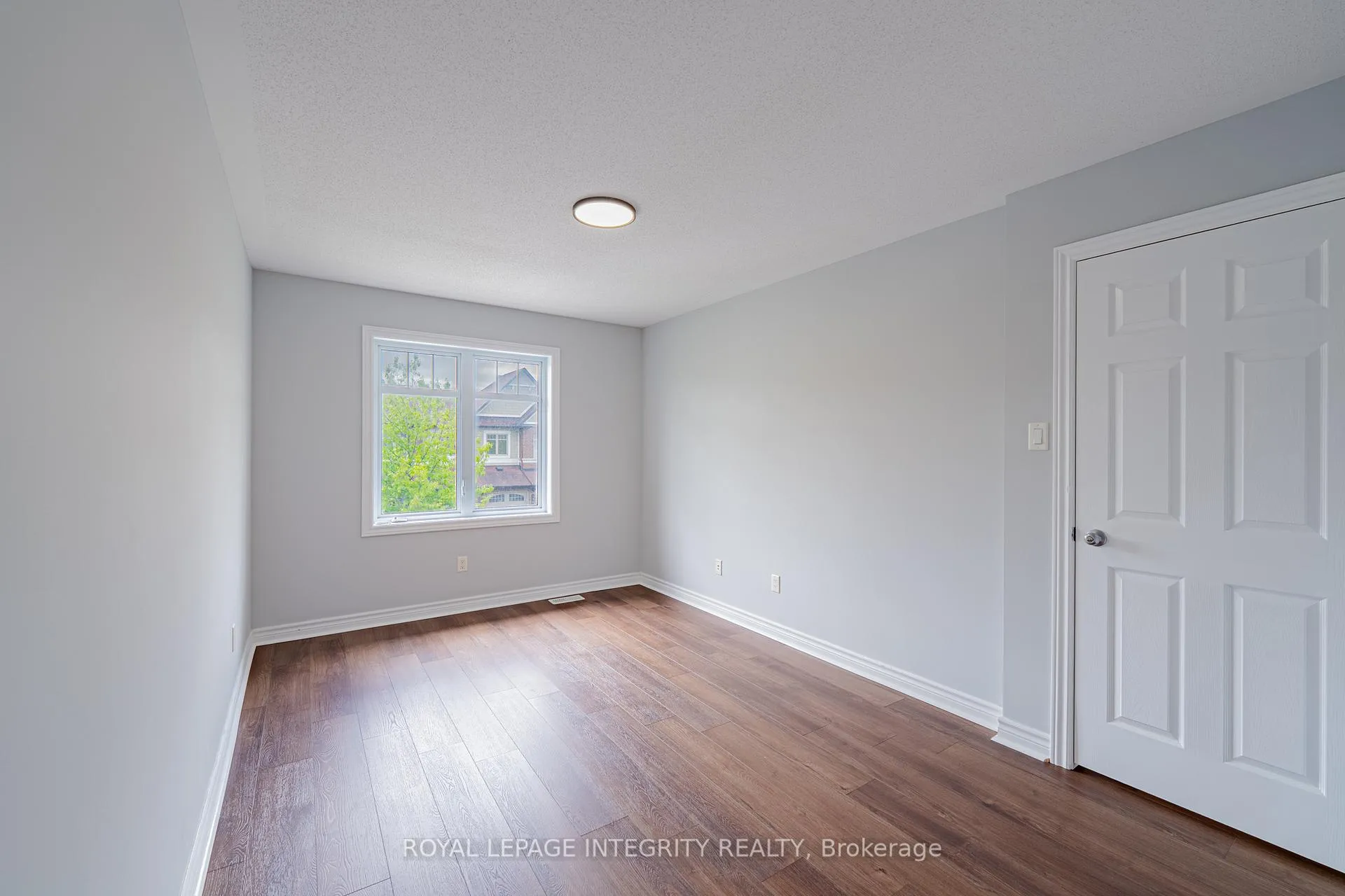 Photo 18 of 132 Mancini Way, Ottawa, Barrhaven - Strandherd — HOMEH