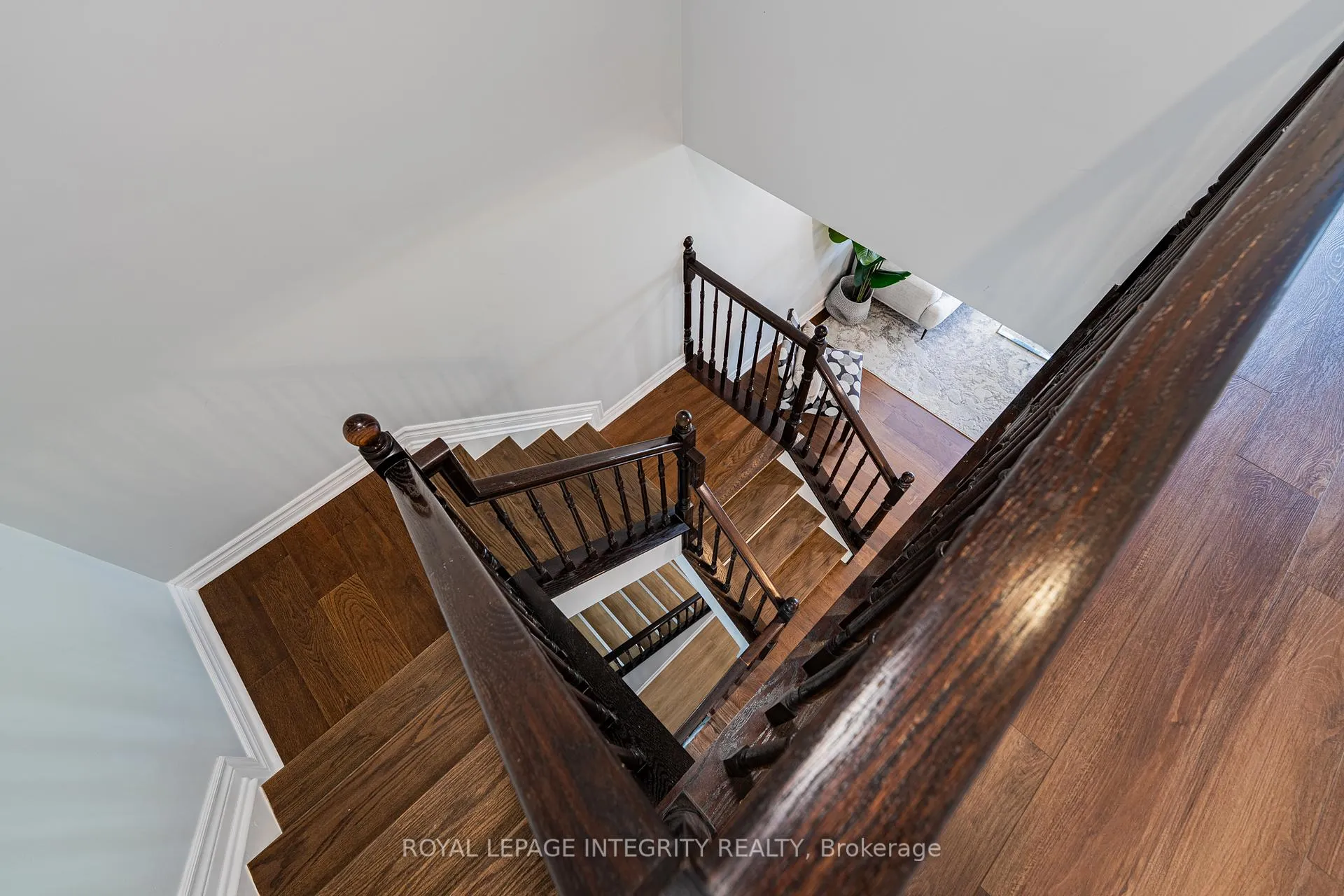Photo 23 of 132 Mancini Way, Ottawa, Barrhaven - Strandherd — HOMEH