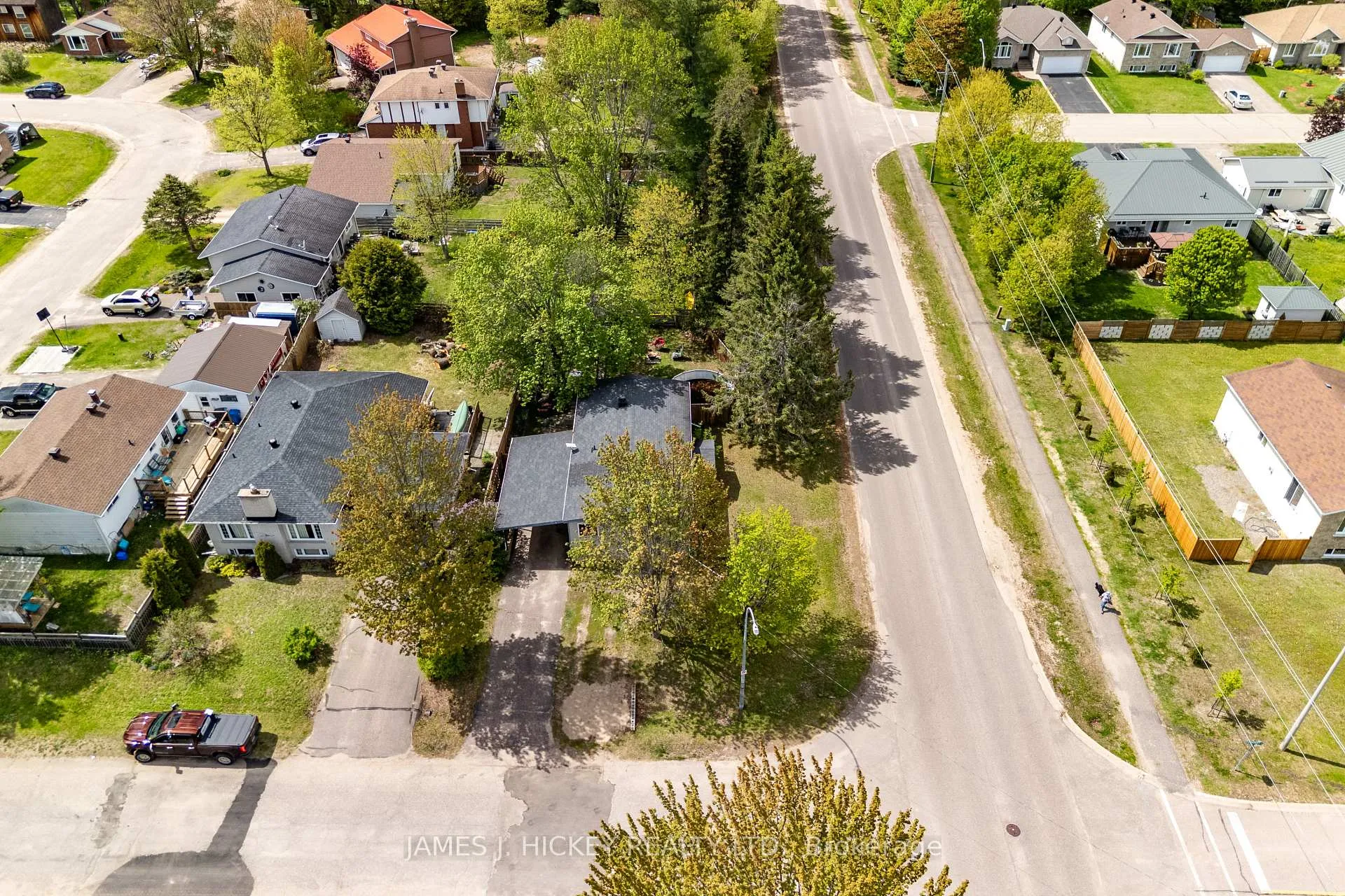 Photo 44 of 1 Tamarack Street, Deep River, Deep River — HOMEH