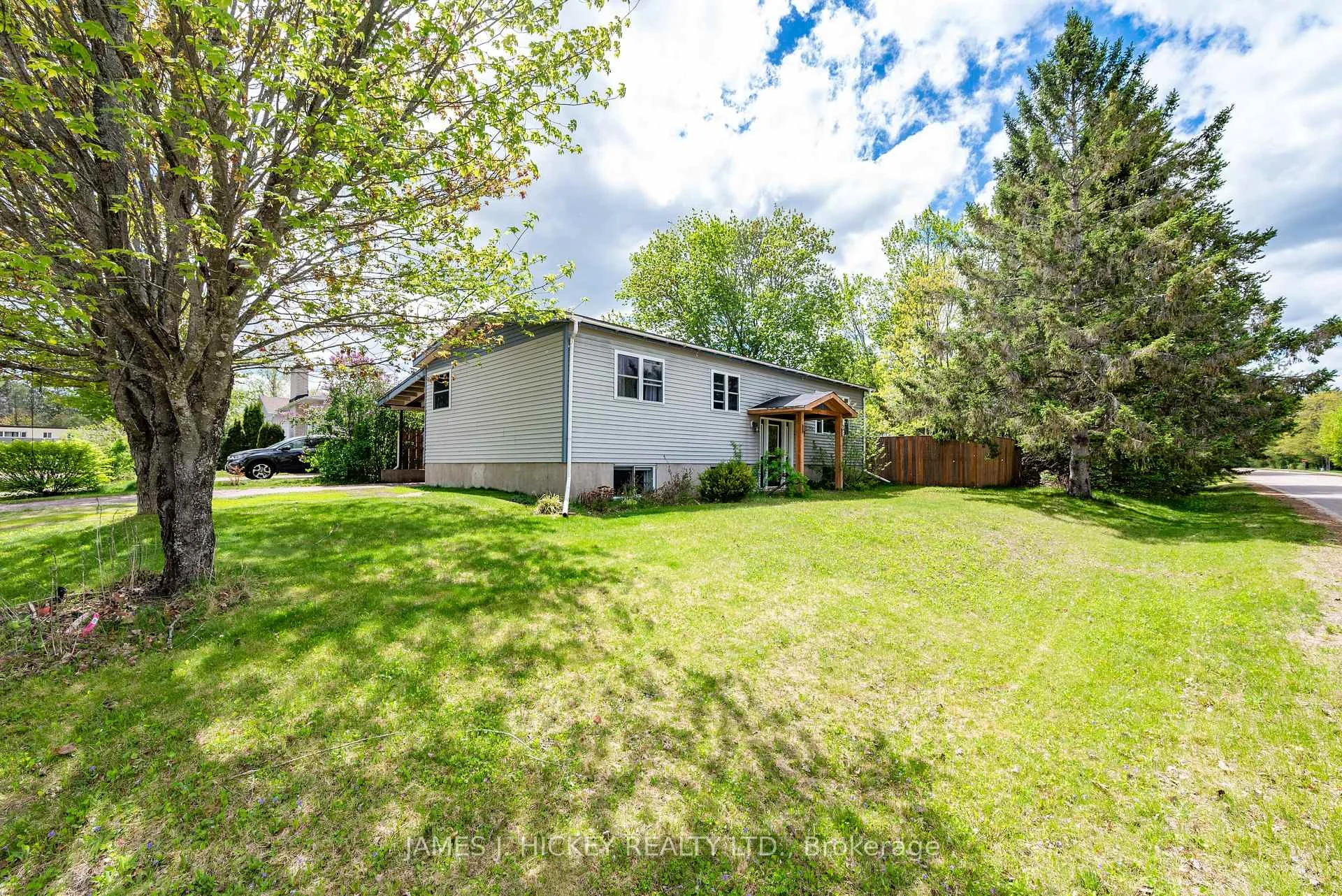 Photo 41 of 1 Tamarack Street, Deep River, Deep River — HOMEH