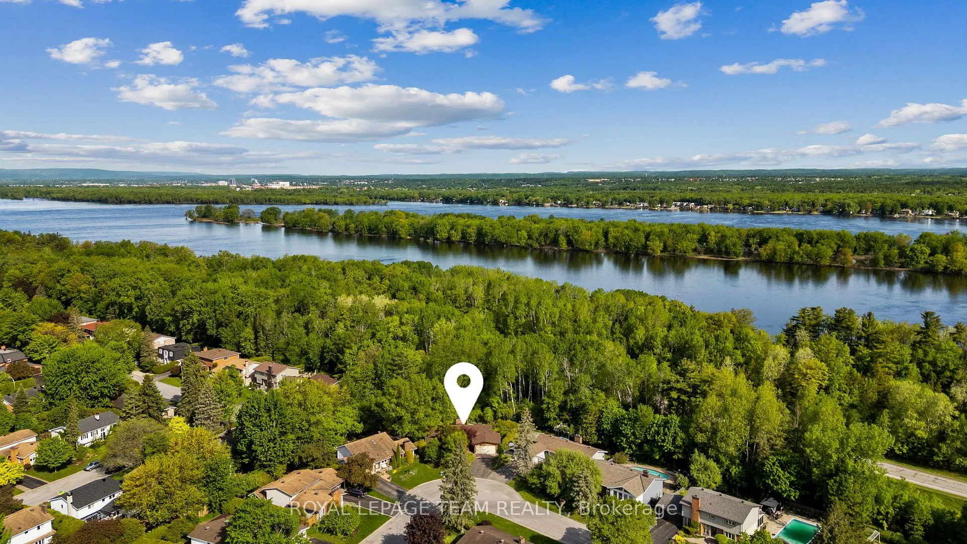 Photo 42 of 548 Rivershore Crescent, Ottawa, Beacon Hill North — HOMEH