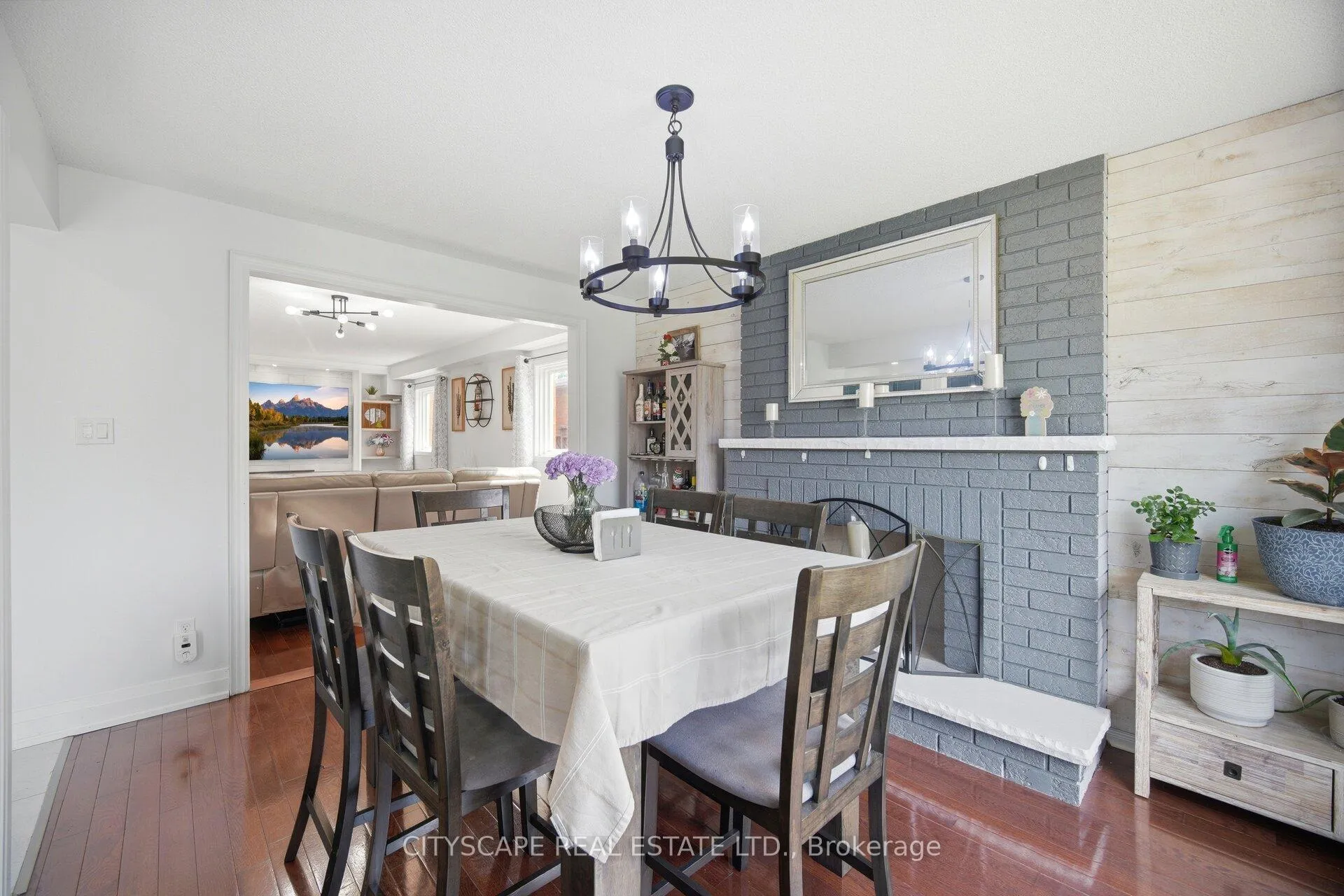 Photo 9 of 66 Castle Hill Road, Brampton, Northwood Park — HOMEH