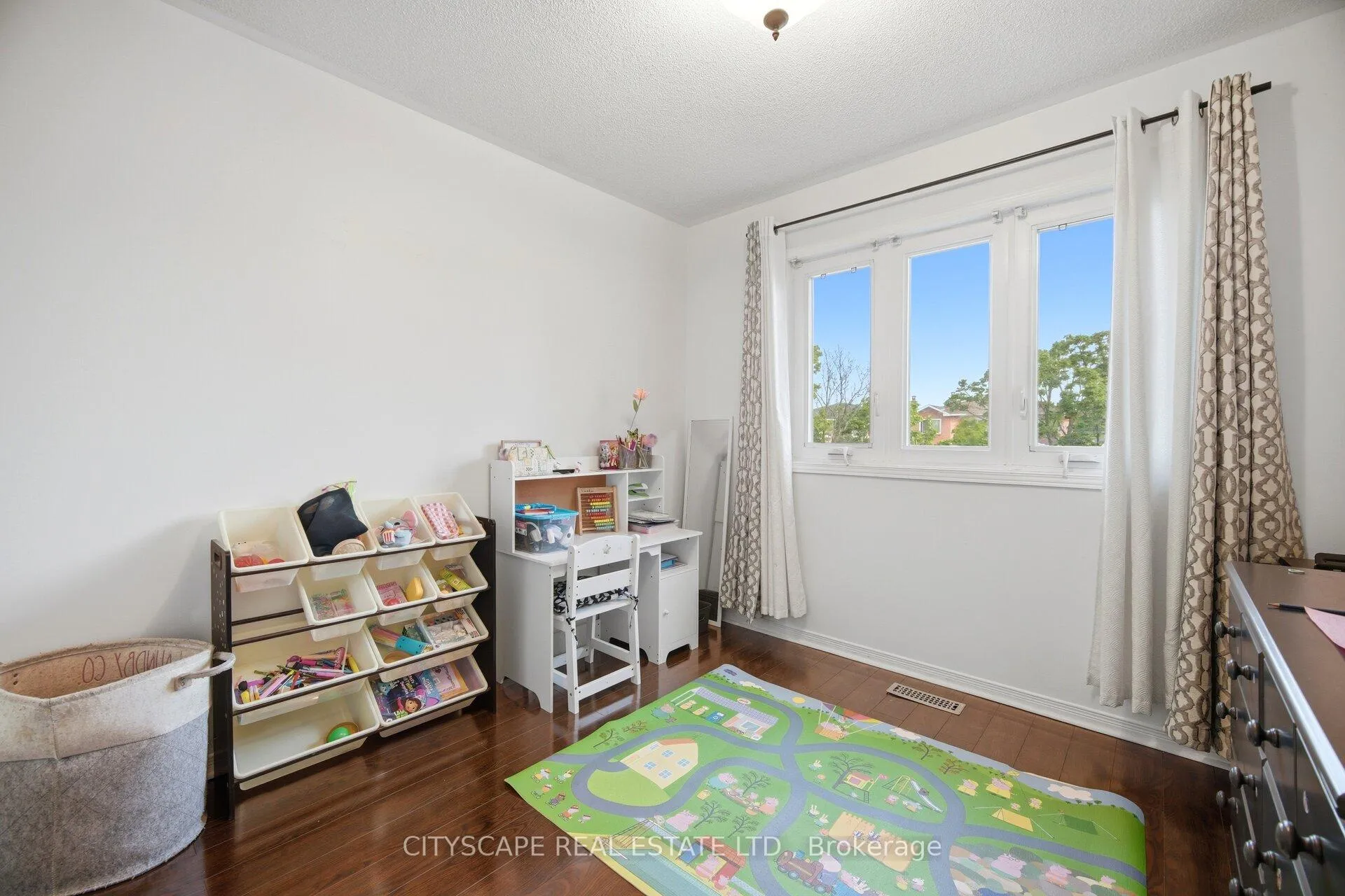 Photo 29 of 66 Castle Hill Road, Brampton, Northwood Park — HOMEH