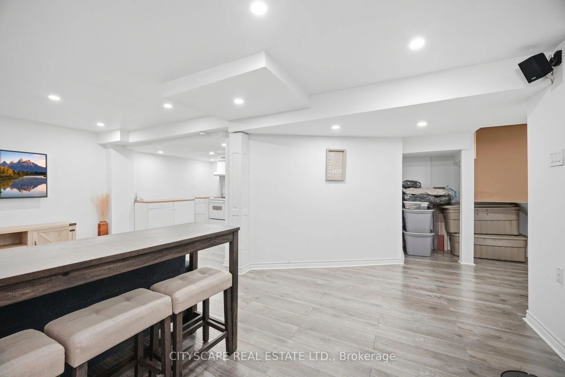 Photo 36 of 66 Castle Hill Road, Brampton, Northwood Park — HOMEH