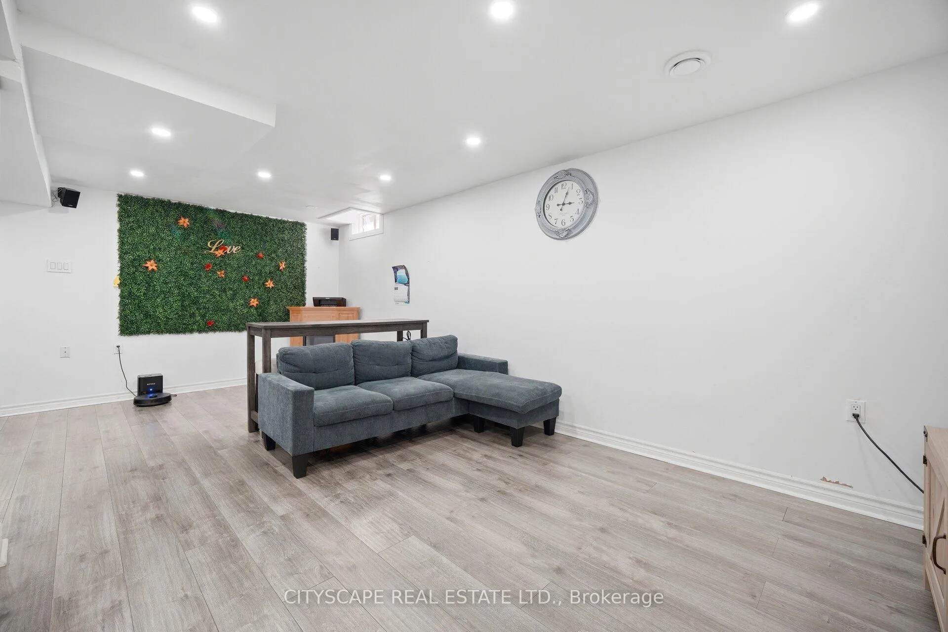 Photo 37 of 66 Castle Hill Road, Brampton, Northwood Park — HOMEH