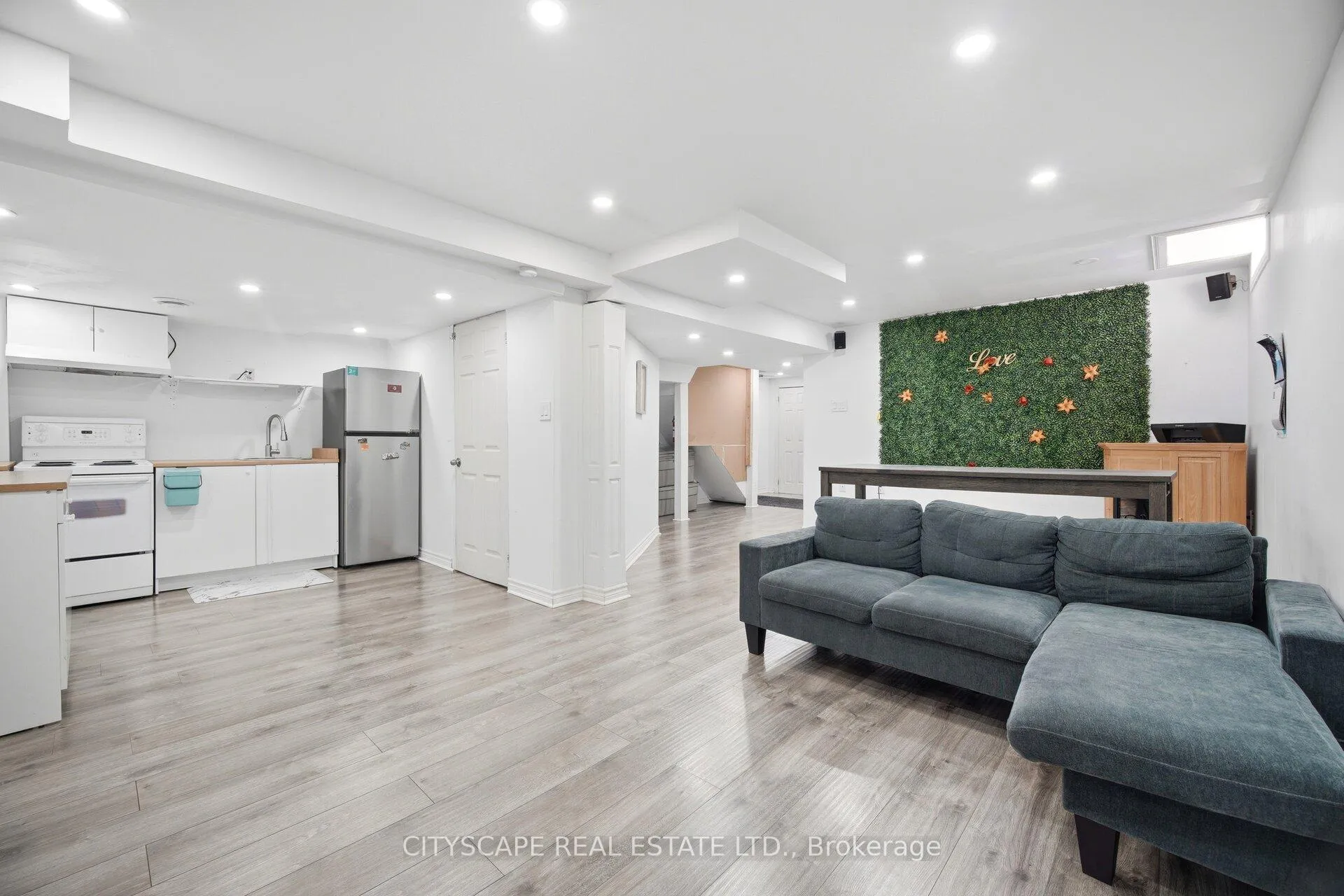 Photo 39 of 66 Castle Hill Road, Brampton, Northwood Park — HOMEH