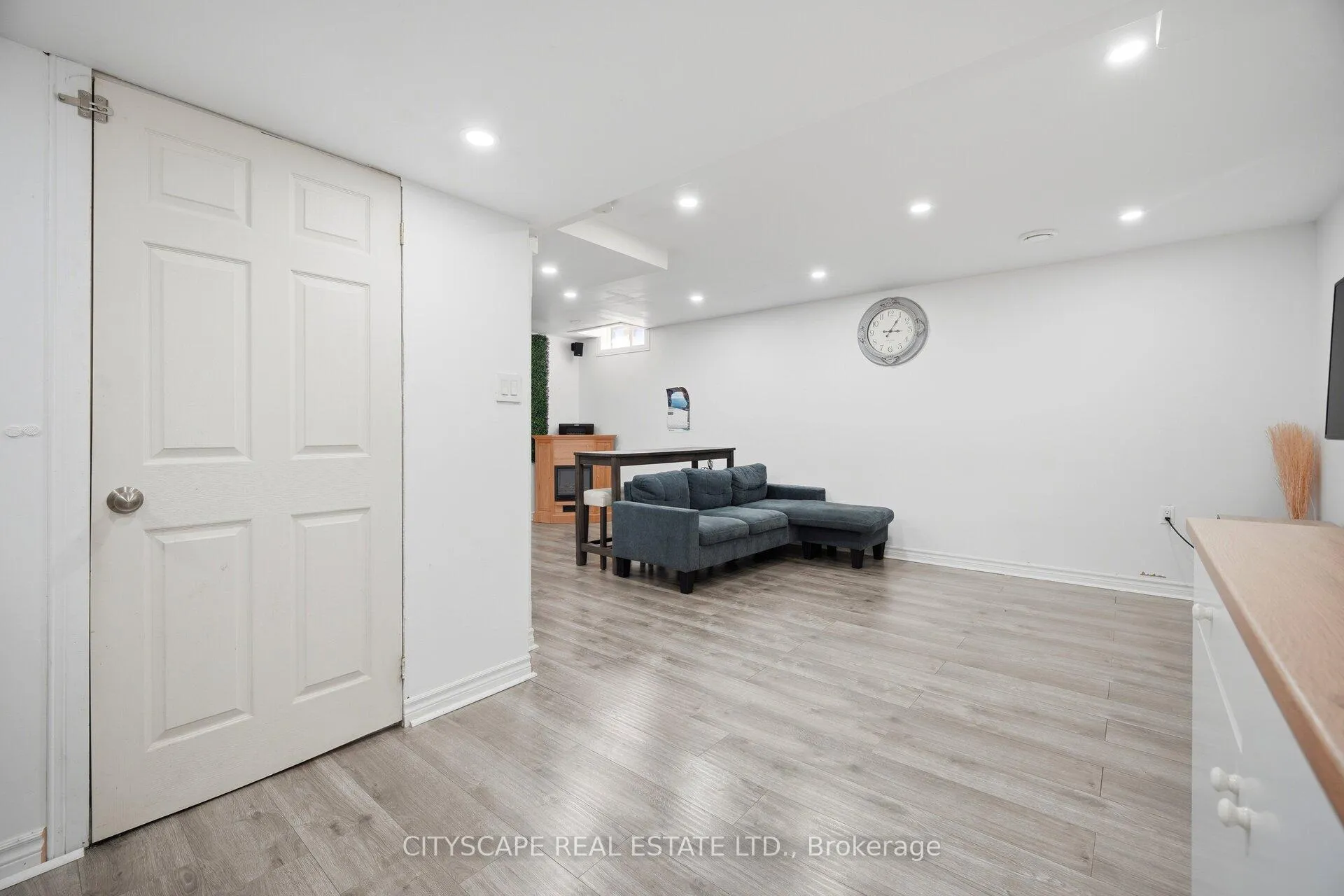 Photo 42 of 66 Castle Hill Road, Brampton, Northwood Park — HOMEH