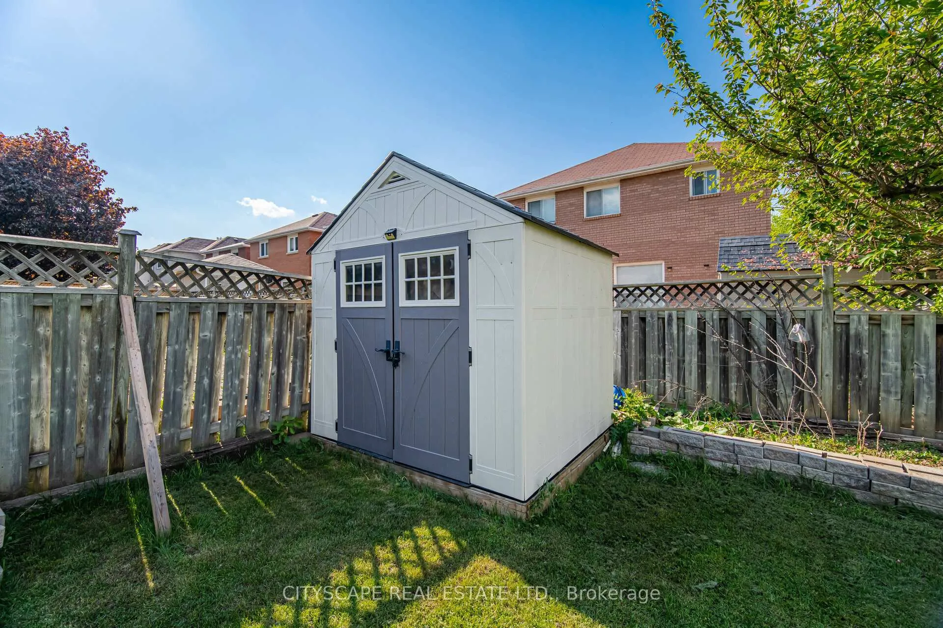 Photo 49 of 66 Castle Hill Road, Brampton, Northwood Park — HOMEH