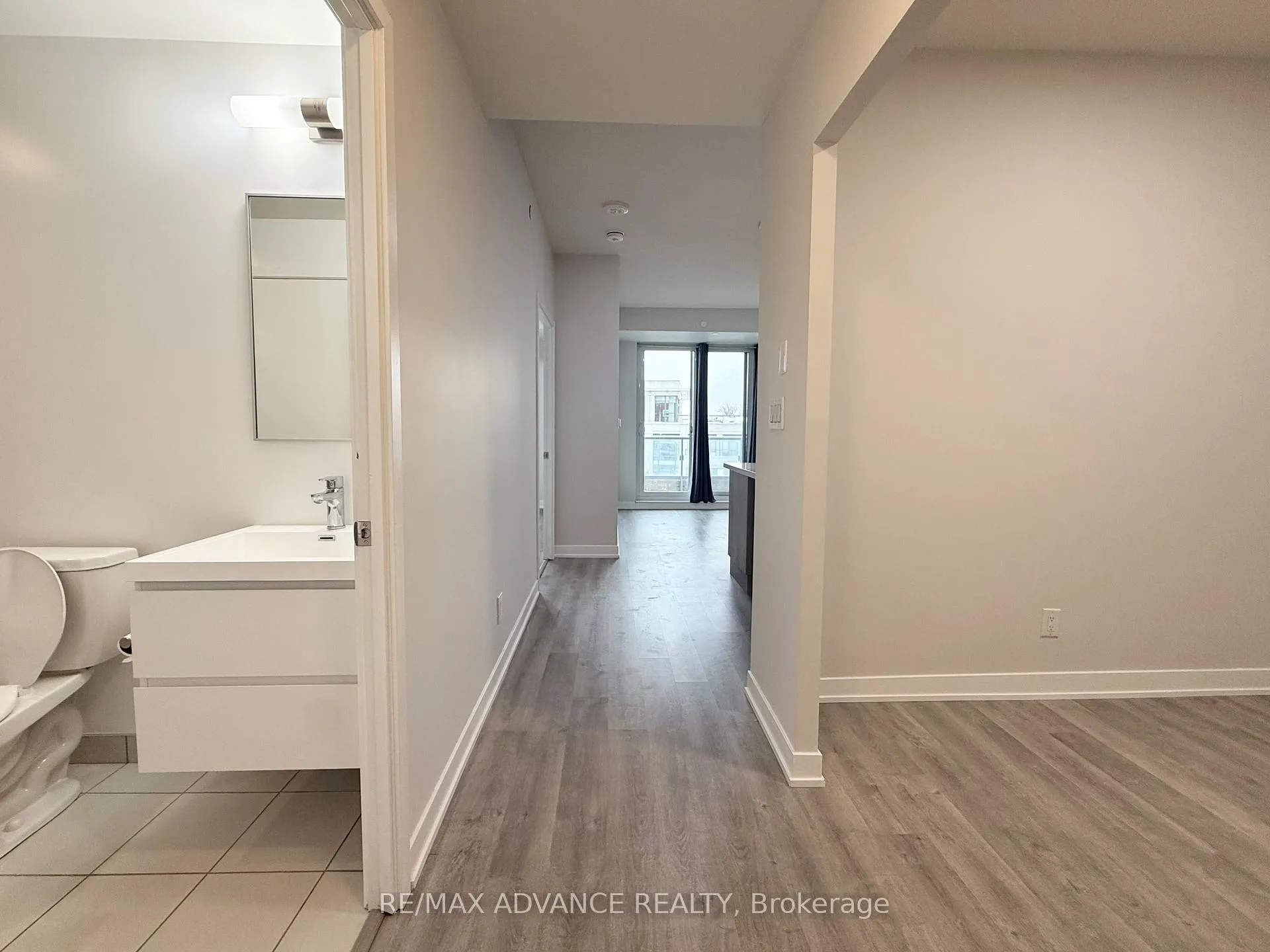 Photo 7 of Unit 1225, 8119 Birchmount Road, Markham, Unionville — HOMEH