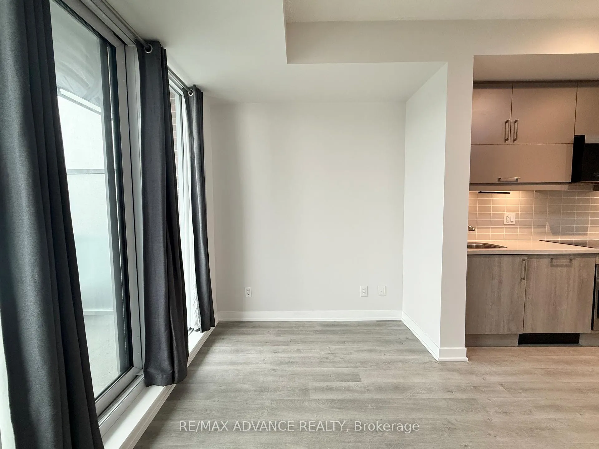 Photo 14 of Unit 1225, 8119 Birchmount Road, Markham, Unionville — HOMEH