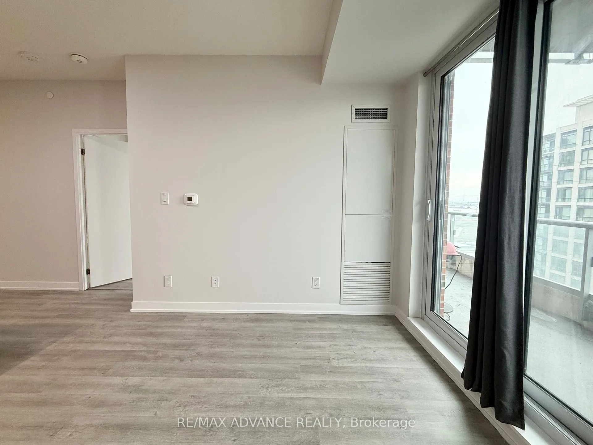 Photo 15 of Unit 1225, 8119 Birchmount Road, Markham, Unionville — HOMEH