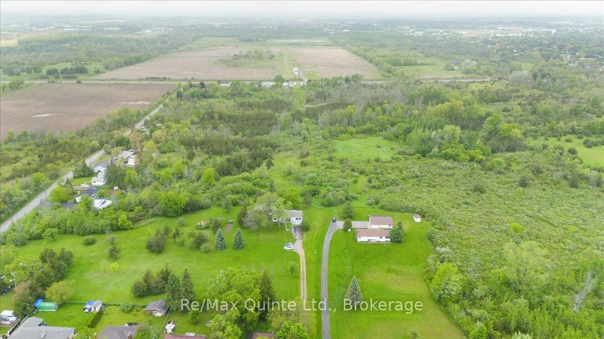 Photo 6 of 404 Bridge Street W, Belleville, Belleville Ward — HOMEH