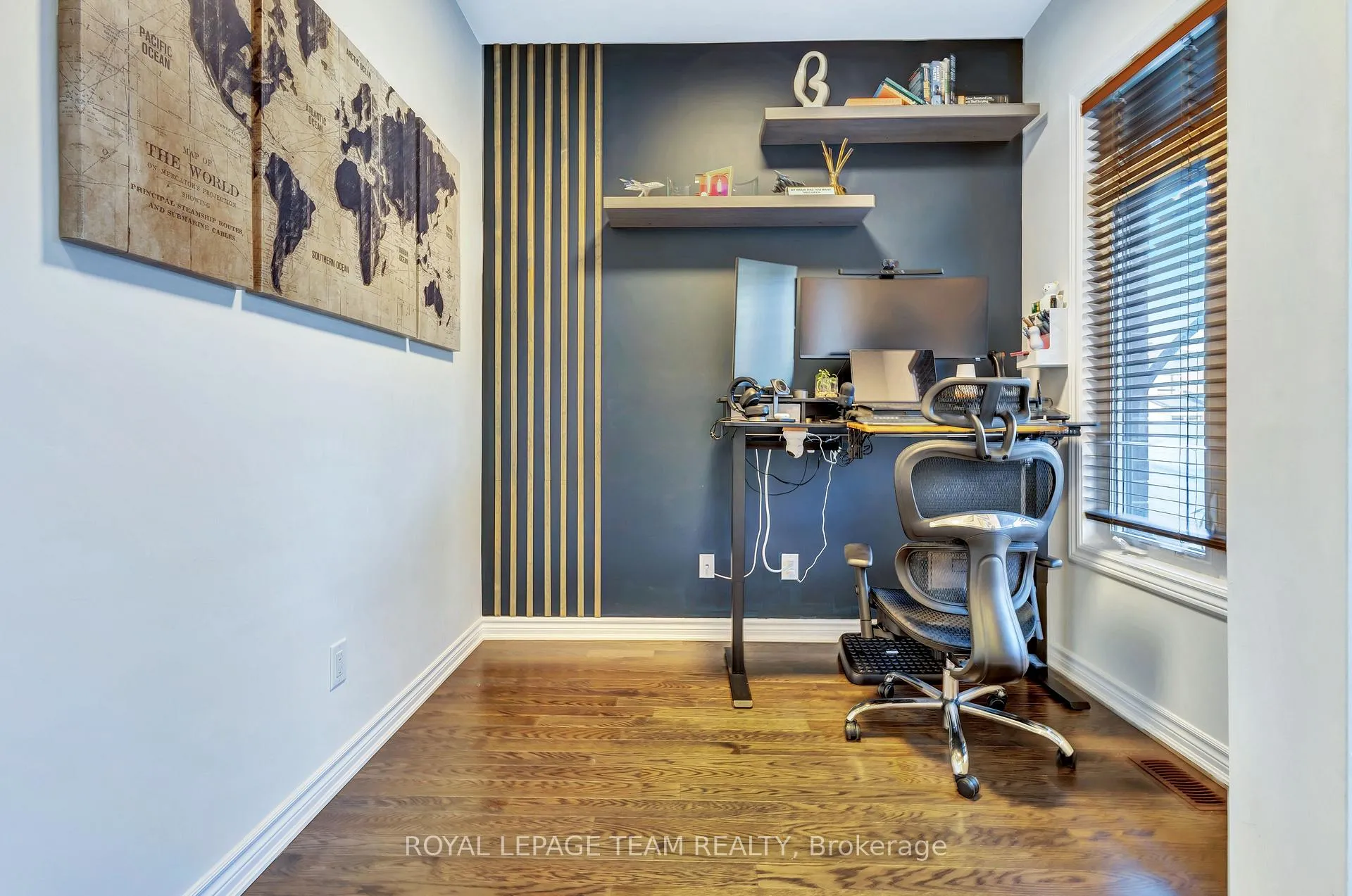 Photo 5 of 224 Turnbuckle Crescent, Ottawa, Barrhaven - Half Moon Bay — HOMEH