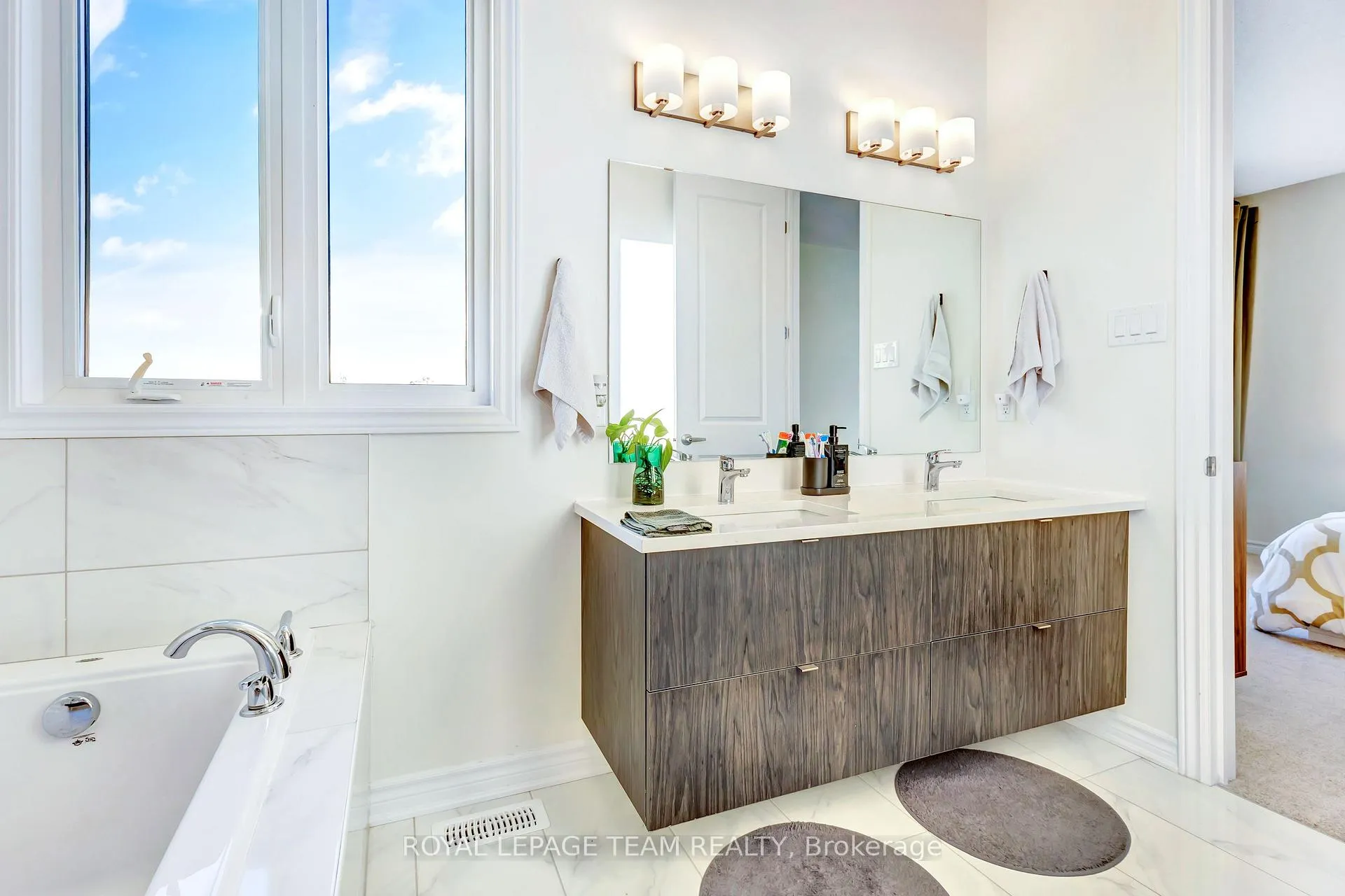 Photo 19 of 224 Turnbuckle Crescent, Ottawa, Barrhaven - Half Moon Bay — HOMEH