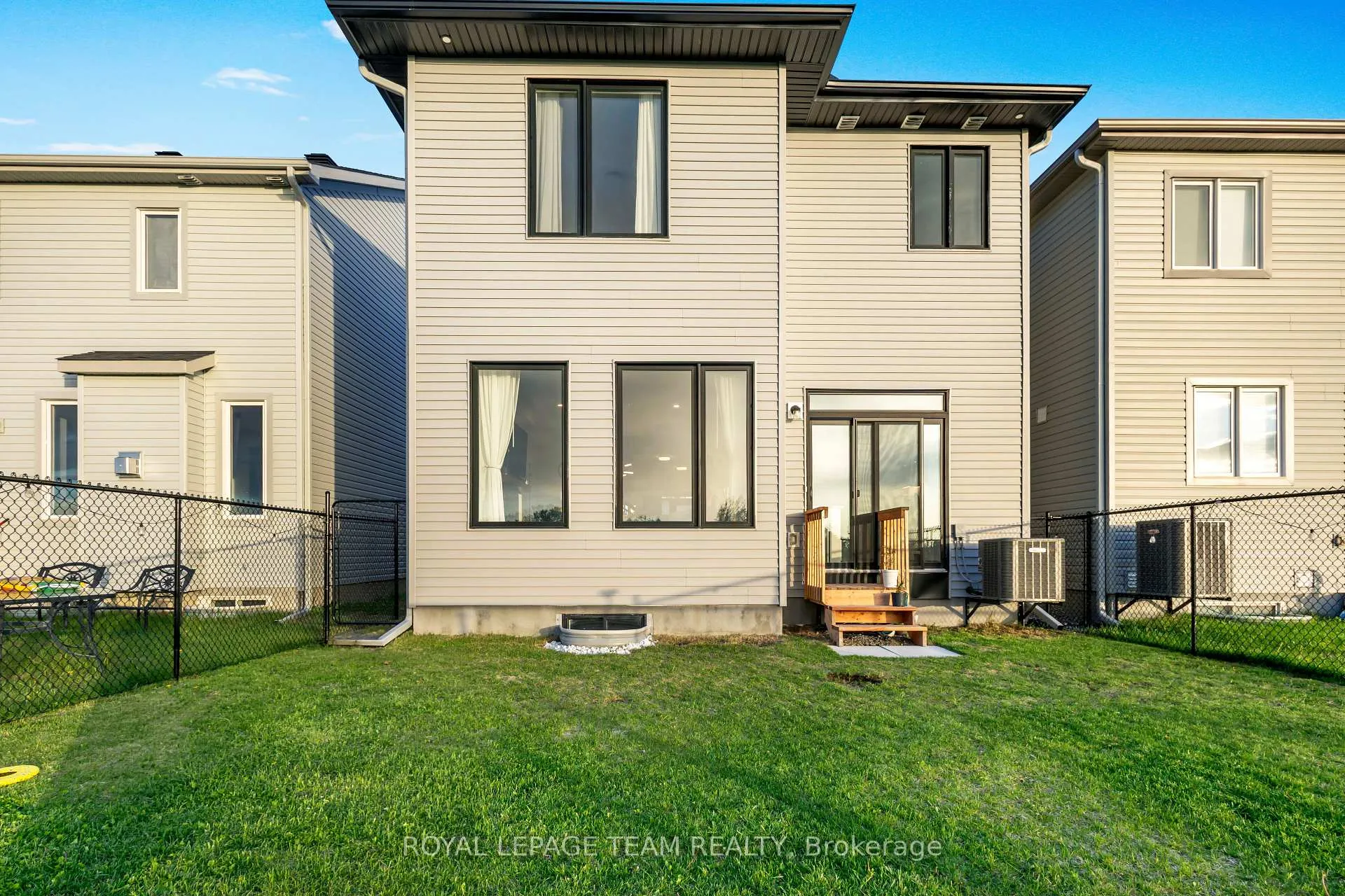 Photo 31 of 224 Turnbuckle Crescent, Ottawa, Barrhaven - Half Moon Bay — HOMEH