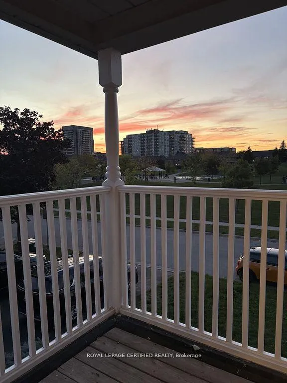 Photo 3 of 5126 Des Jardines Drive, Burlington, Uptown — HOMEH