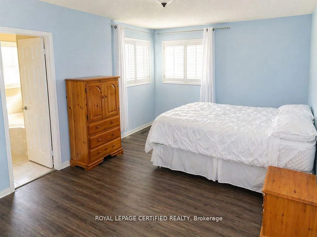Photo 20 of 5126 Des Jardines Drive, Burlington, Uptown — HOMEH