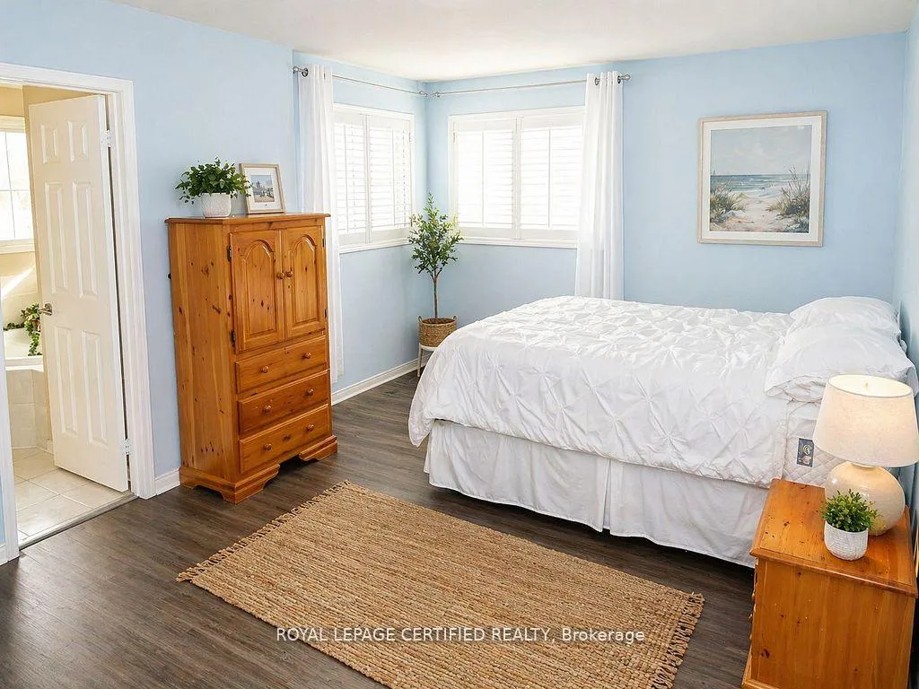Photo 21 of 5126 Des Jardines Drive, Burlington, Uptown — HOMEH