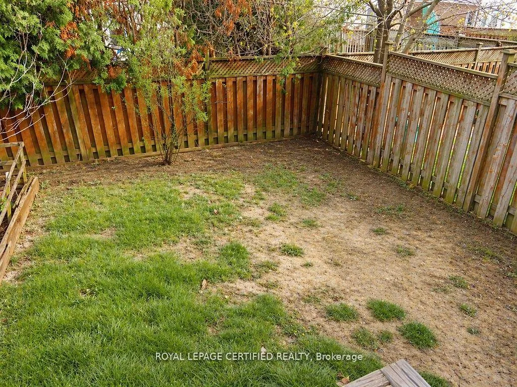 Photo 33 of 5126 Des Jardines Drive, Burlington, Uptown — HOMEH