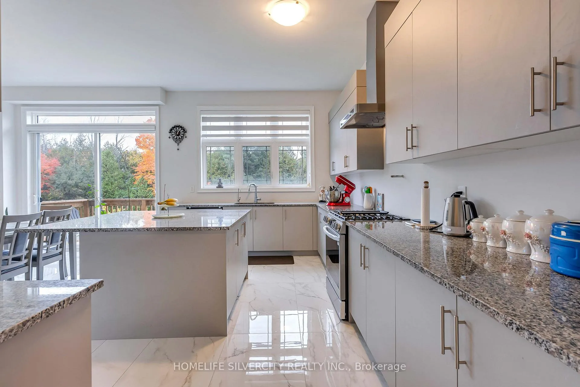 Photo 15 of 71 Raspberry Rdg Avenue, Caledon, Caledon East — HOMEH
