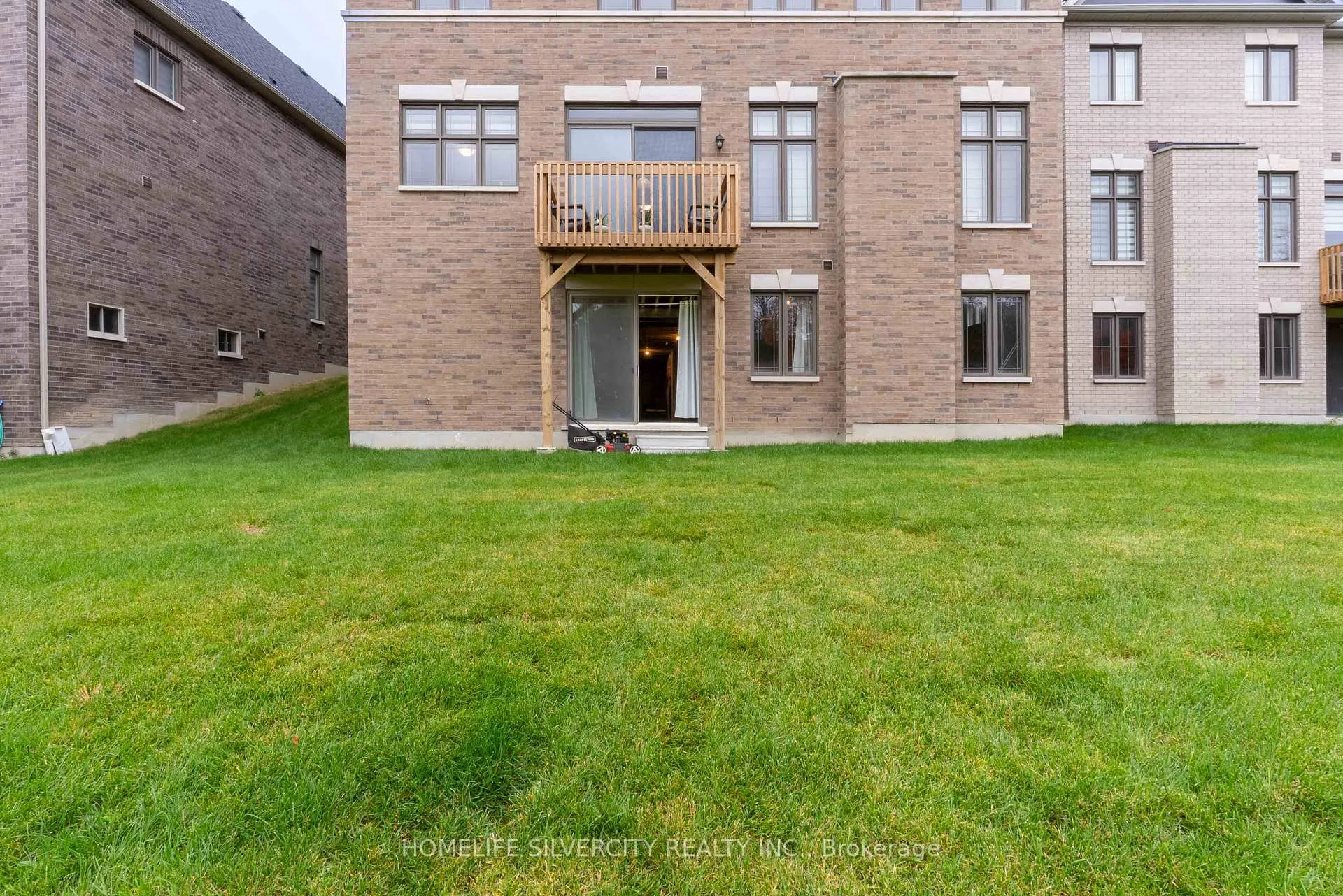 Photo 47 of 71 Raspberry Rdg Avenue, Caledon, Caledon East — HOMEH