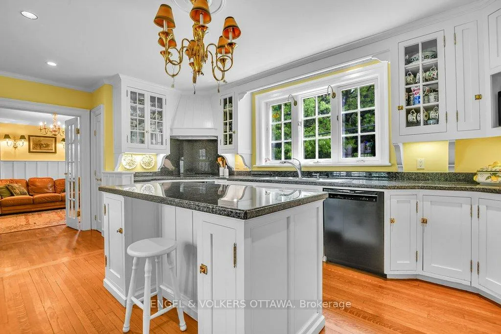 Photo 16 of 202 Cloverdale Road, Ottawa, Rockcliffe — HOMEH