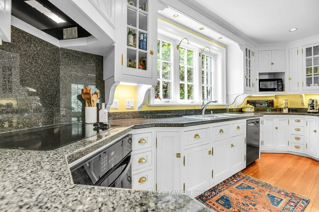 Photo 18 of 202 Cloverdale Road, Ottawa, Rockcliffe — HOMEH