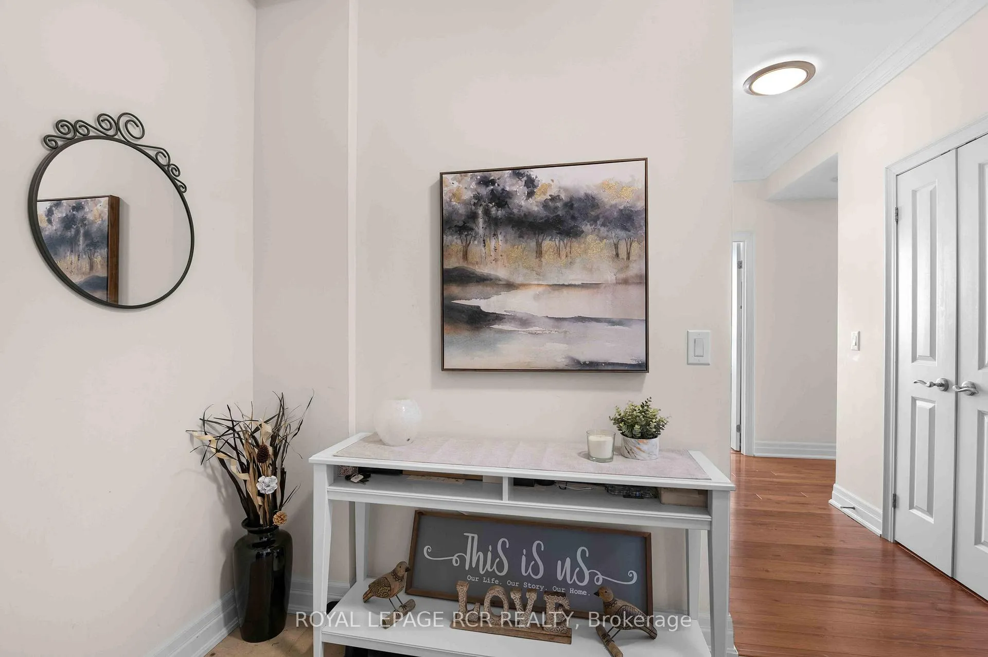 Photo 6 of Unit 1702, 100 John Street, Brampton, Downtown Brampton — HOMEH