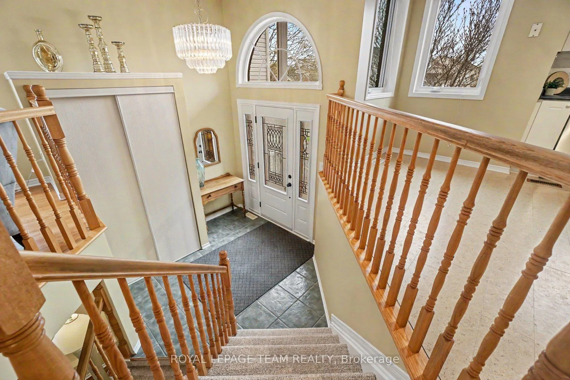 Photo 14 of 1598 Lisbon Street, Ottawa, Fallingbrook/Pineridge — HOMEH
