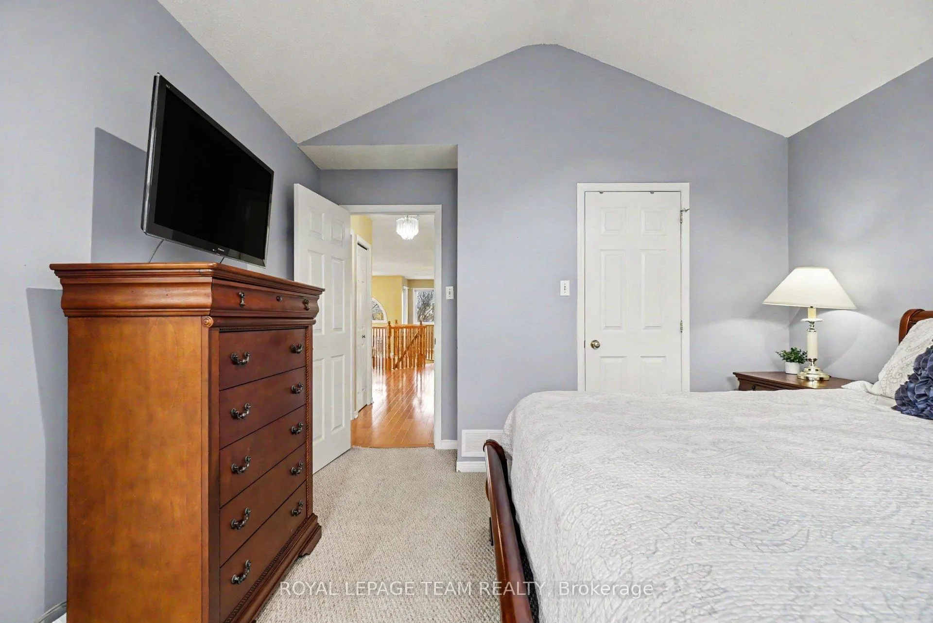 Photo 19 of 1598 Lisbon Street, Ottawa, Fallingbrook/Pineridge — HOMEH