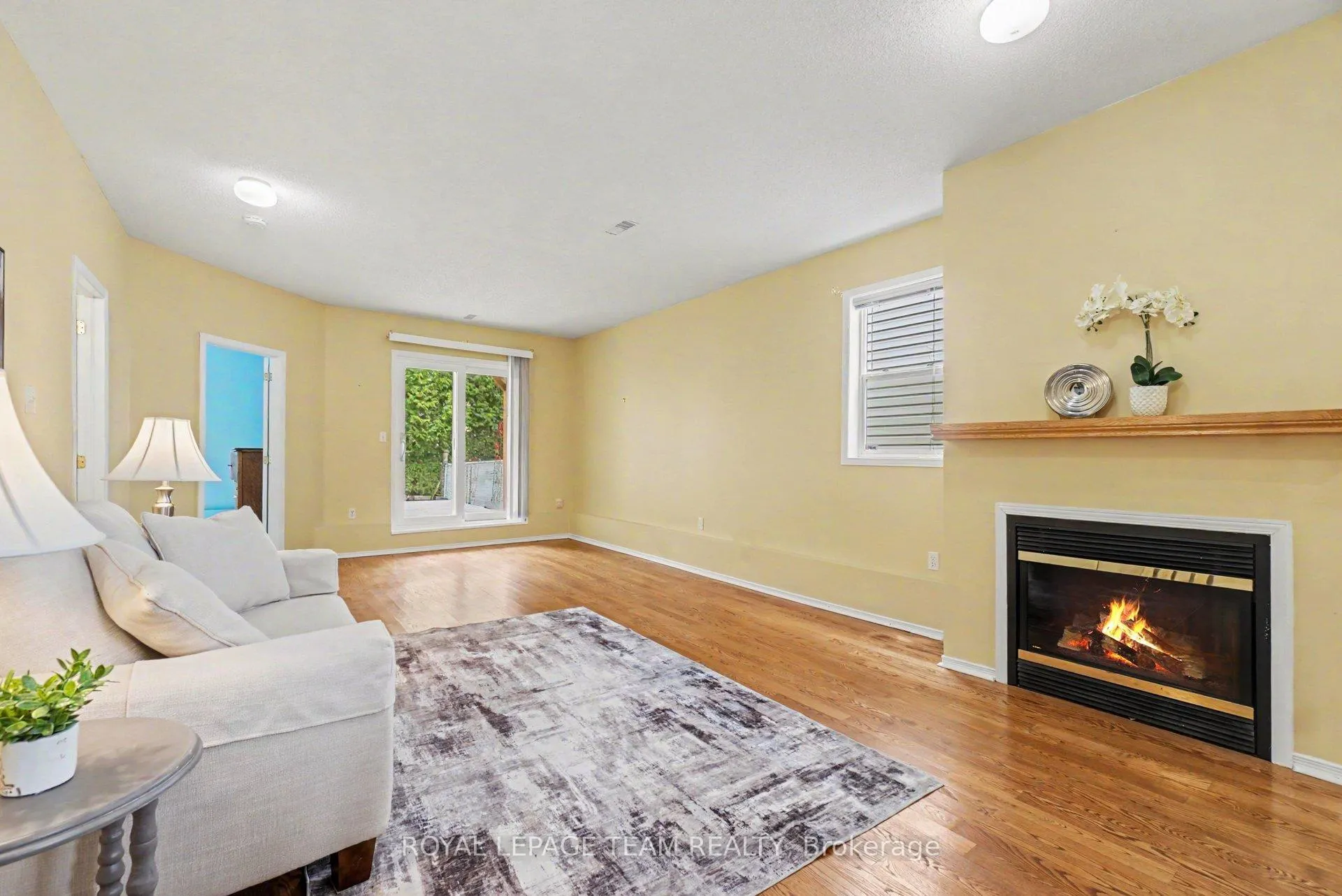 Photo 24 of 1598 Lisbon Street, Ottawa, Fallingbrook/Pineridge — HOMEH