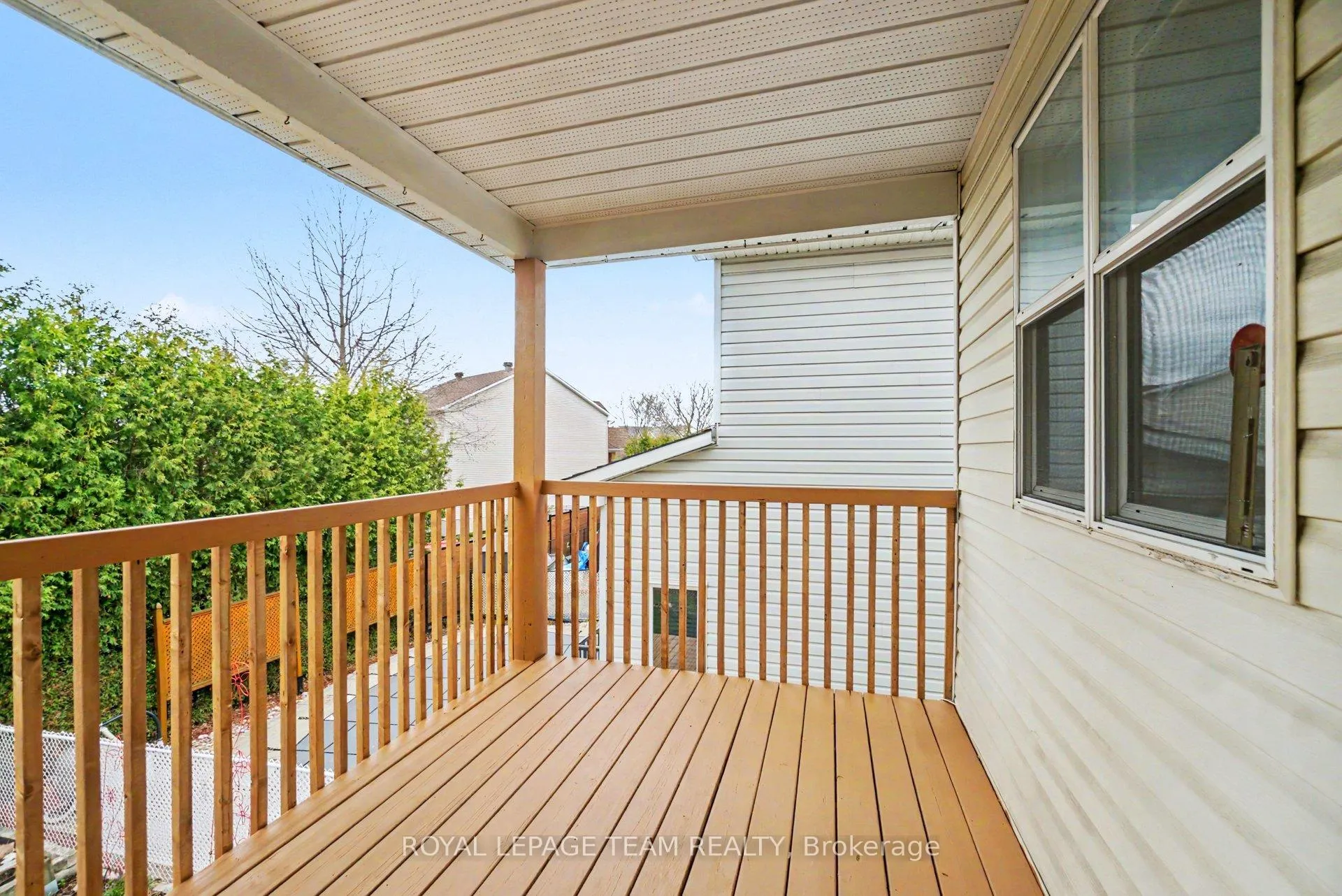 Photo 26 of 1598 Lisbon Street, Ottawa, Fallingbrook/Pineridge — HOMEH