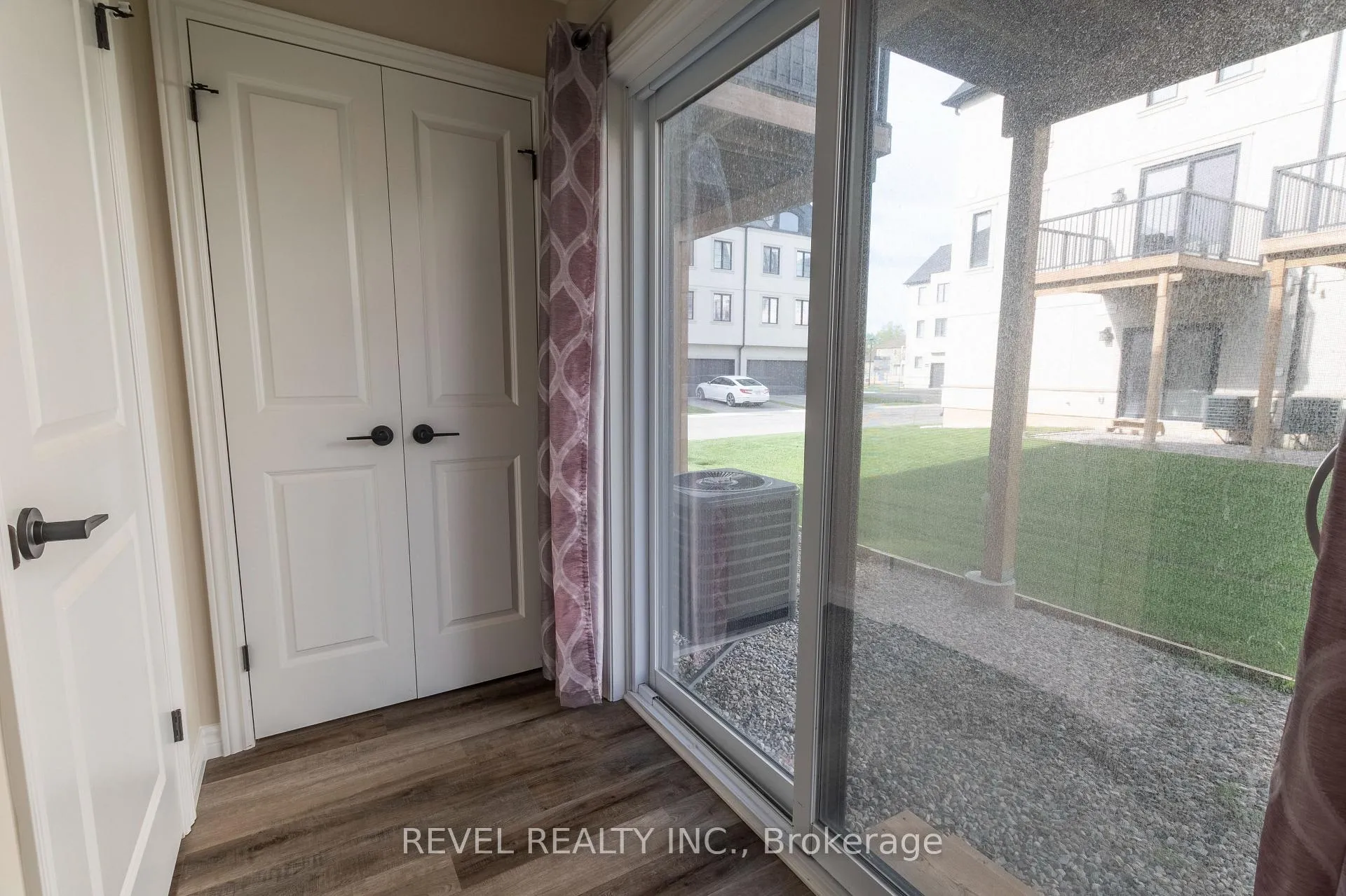 Photo 4 of Unit 39, 435 Callaway Road, London, North R — HOMEH
