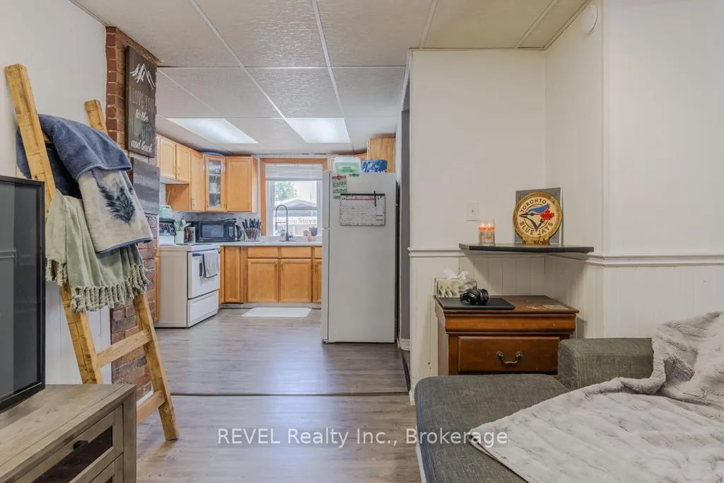 Photo 10 of 83 Rodman Street, St. Catharines, Downtown — HOMEH