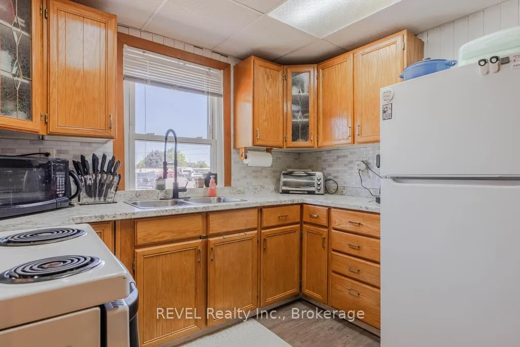 Photo 12 of 83 Rodman Street, St. Catharines, Downtown — HOMEH