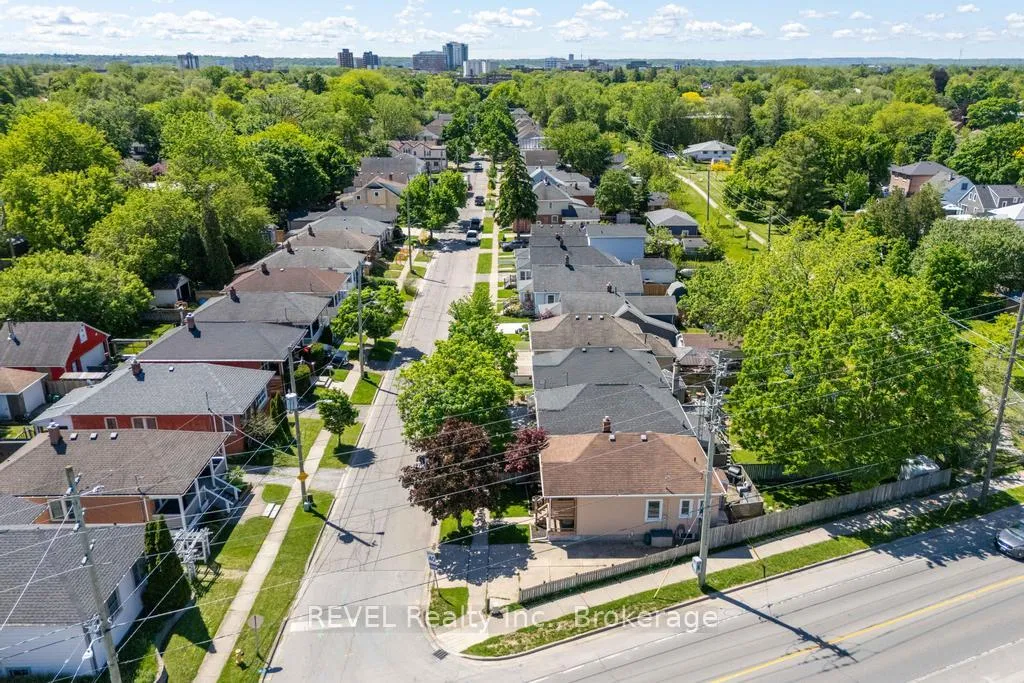 Photo 21 of 83 Rodman Street, St. Catharines, Downtown — HOMEH