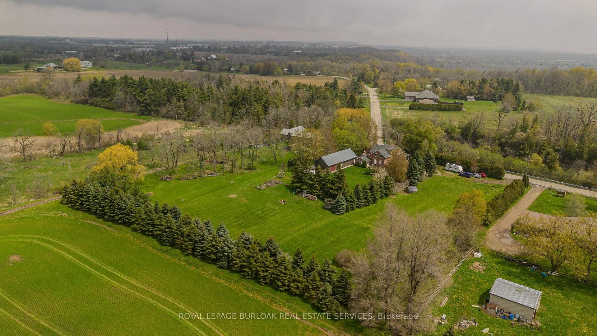 Photo 5 of 351 Rock Chapel Road, Hamilton, Rural Flamborough — HOMEH