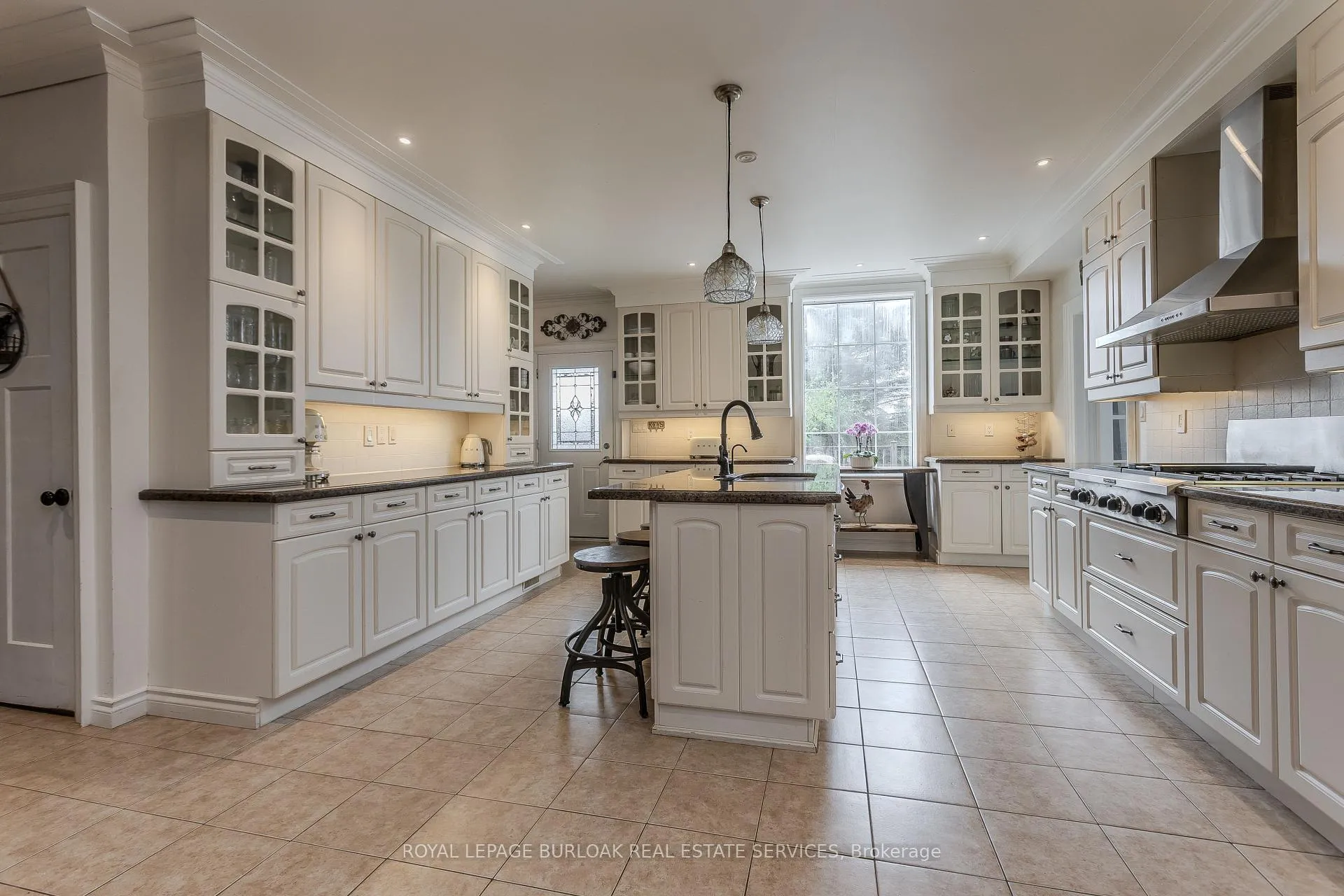Photo 14 of 351 Rock Chapel Road, Hamilton, Rural Flamborough — HOMEH