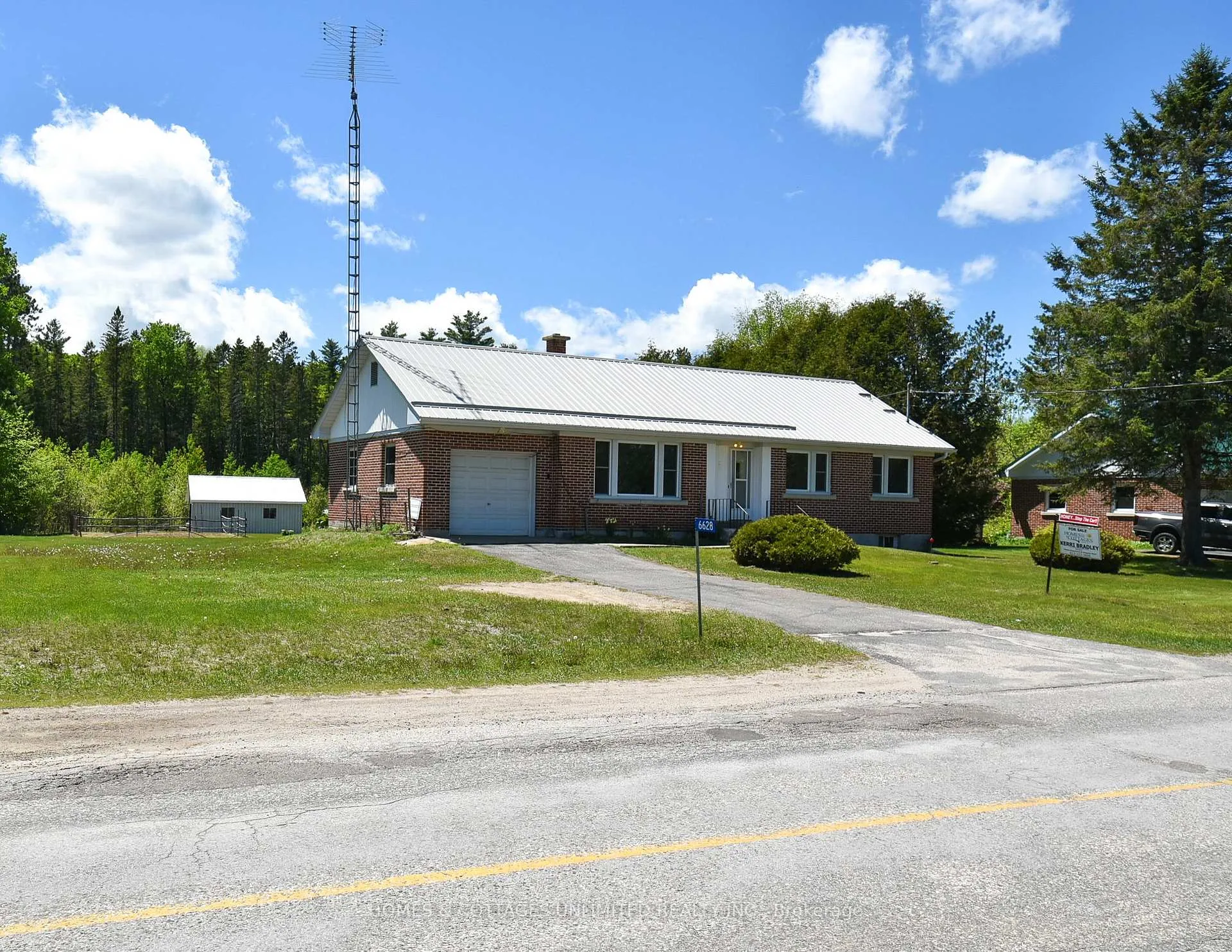 Photo of 6628 Buckshot Lake Road