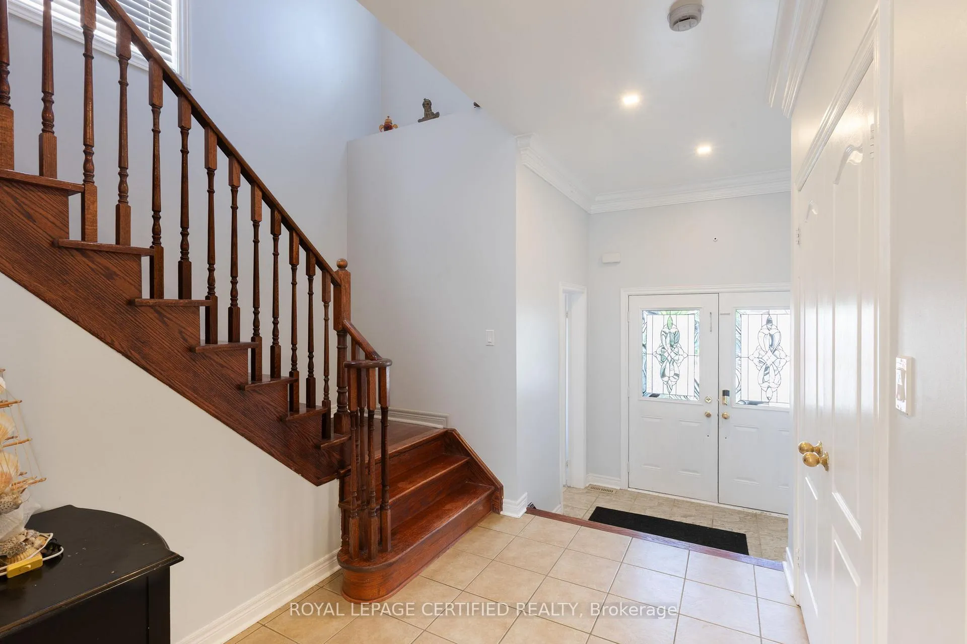 Photo 7 of Unit UPPER, 20 Krakow Street, Brampton, Bram West — HOMEH