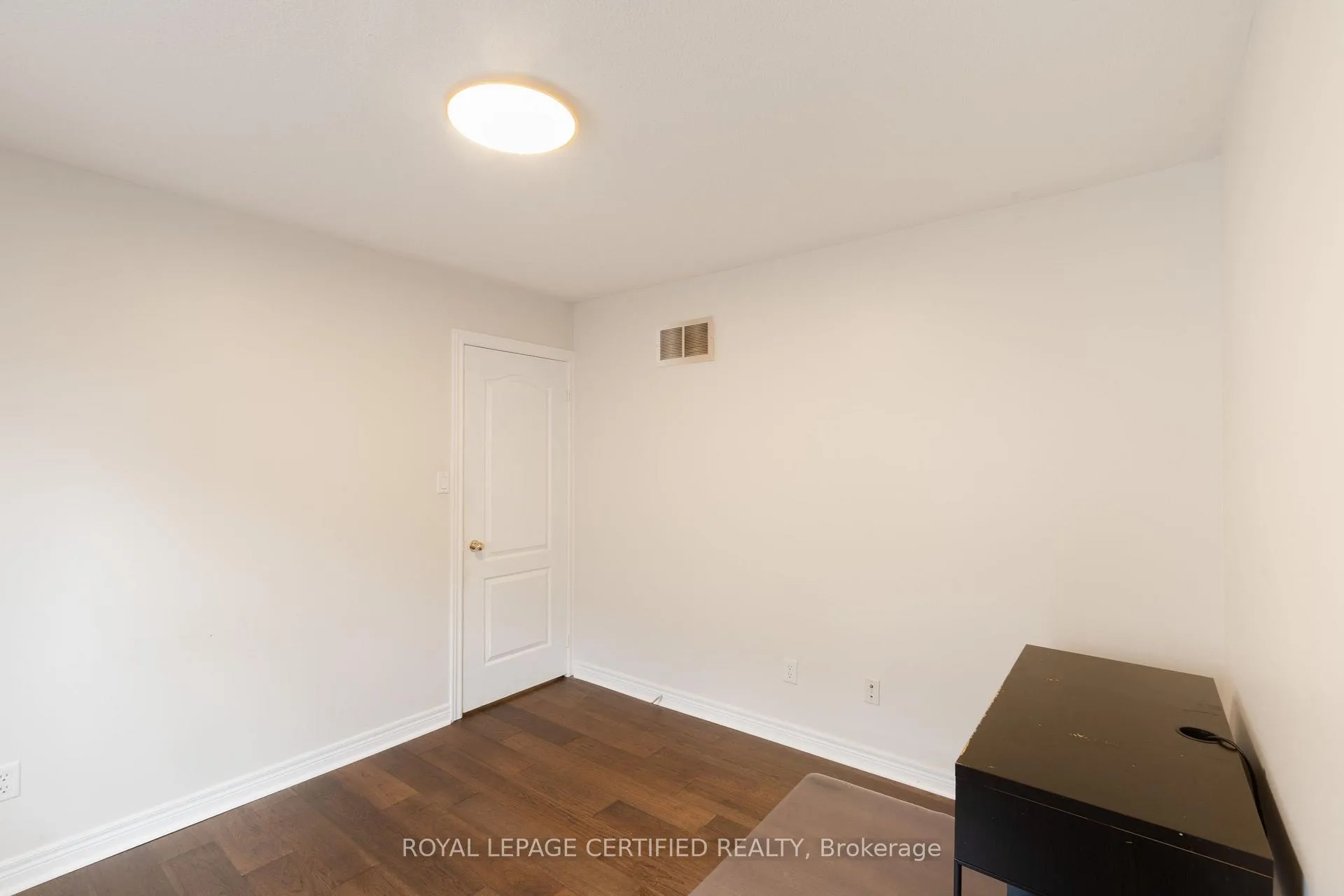 Photo 23 of Unit UPPER, 20 Krakow Street, Brampton, Bram West — HOMEH